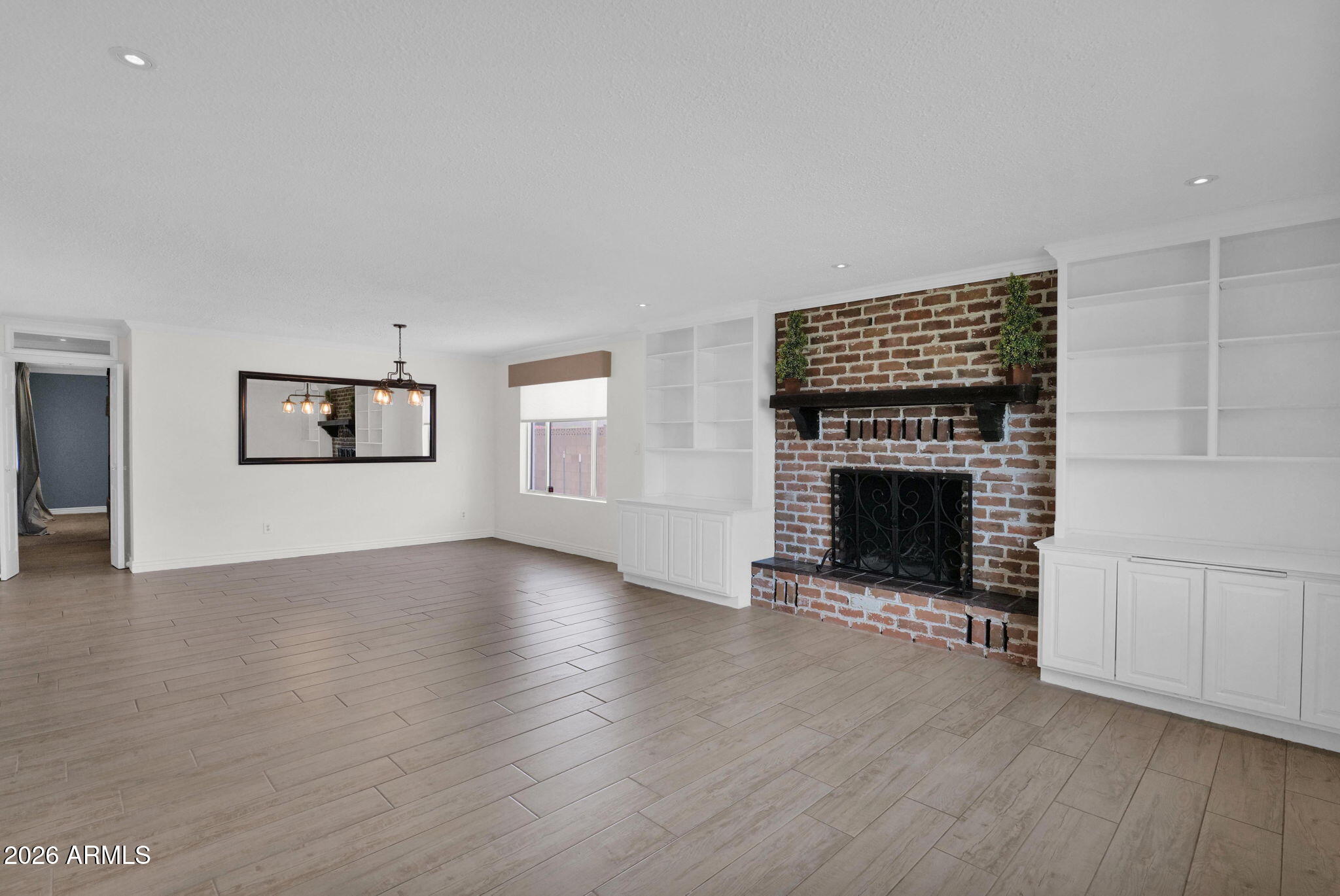 CONTINENTAL EAST 2 - Residential