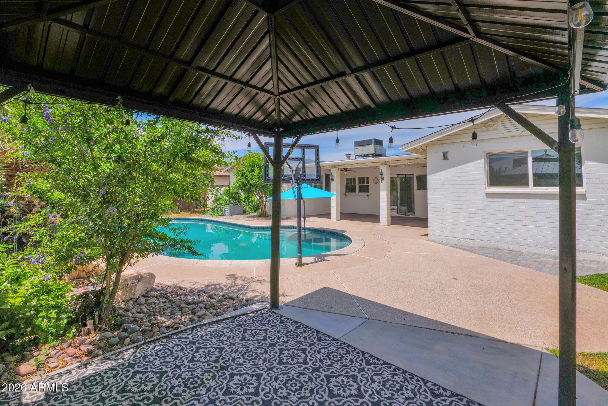 CONTINENTAL EAST 2 - Residential