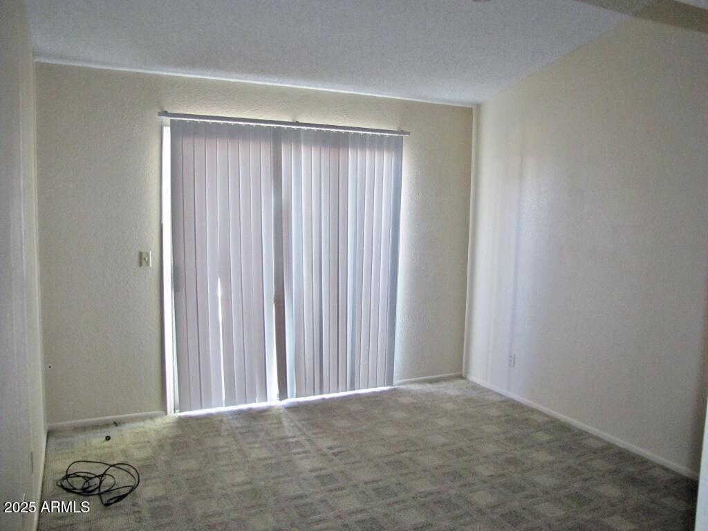 LONDON SQUARE - Residential Lease