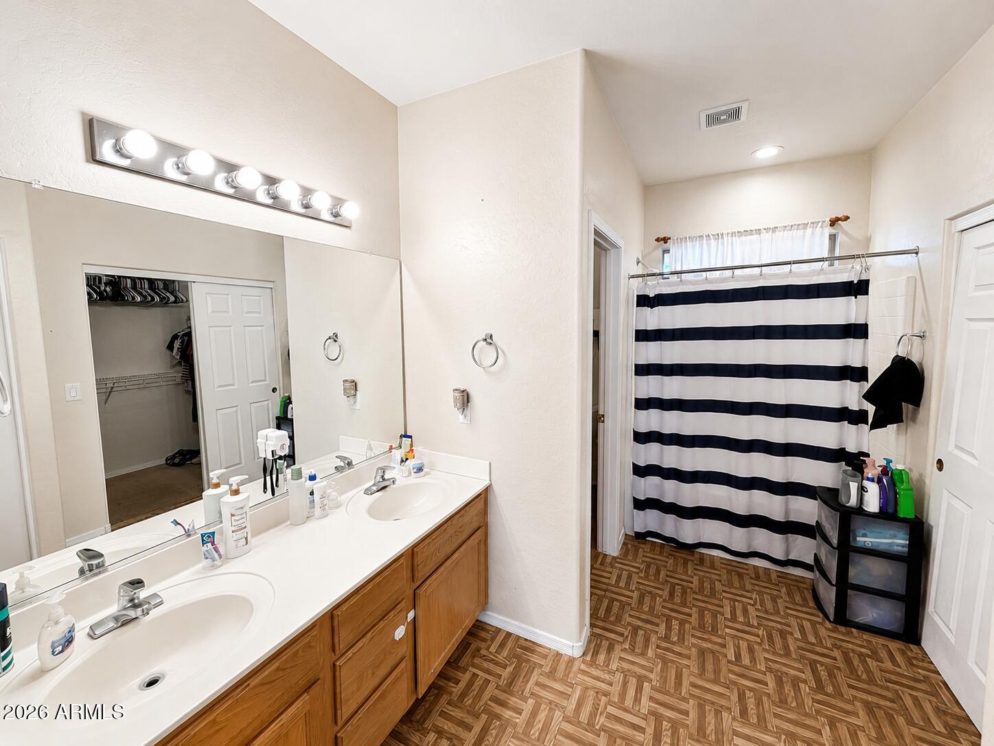 FIELDCREST - Residential