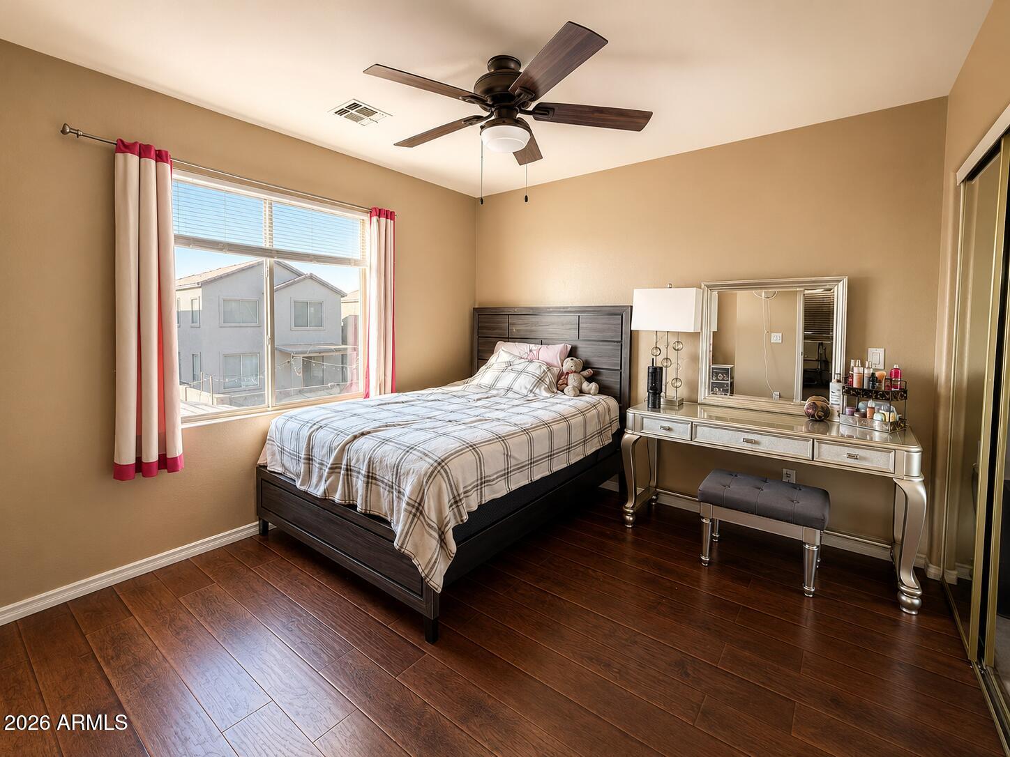 FIELDCREST - Residential