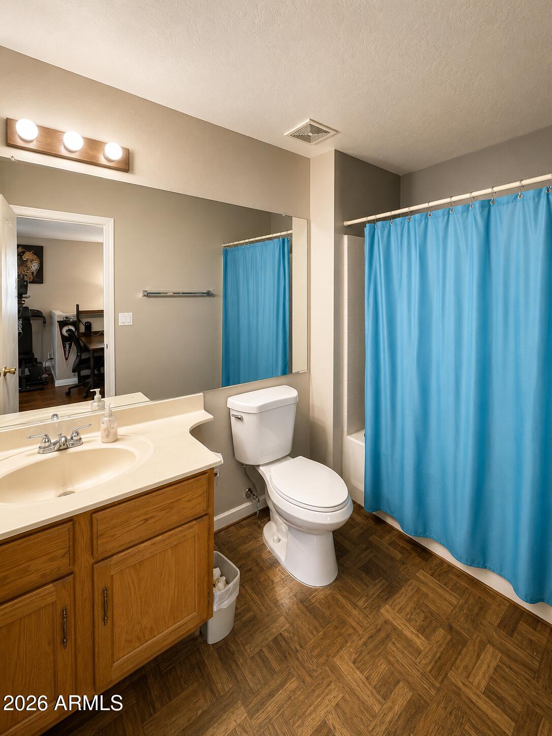 FIELDCREST - Residential