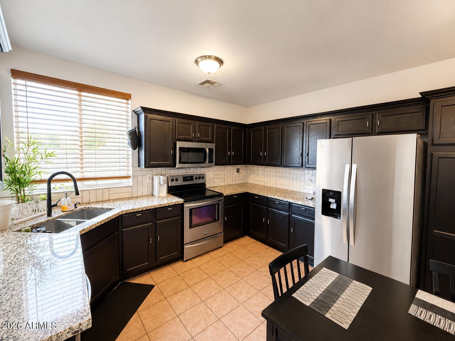 FIELDCREST - Residential