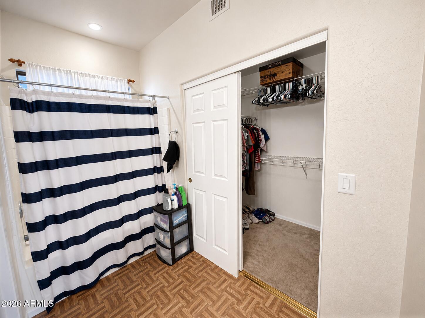 FIELDCREST - Residential