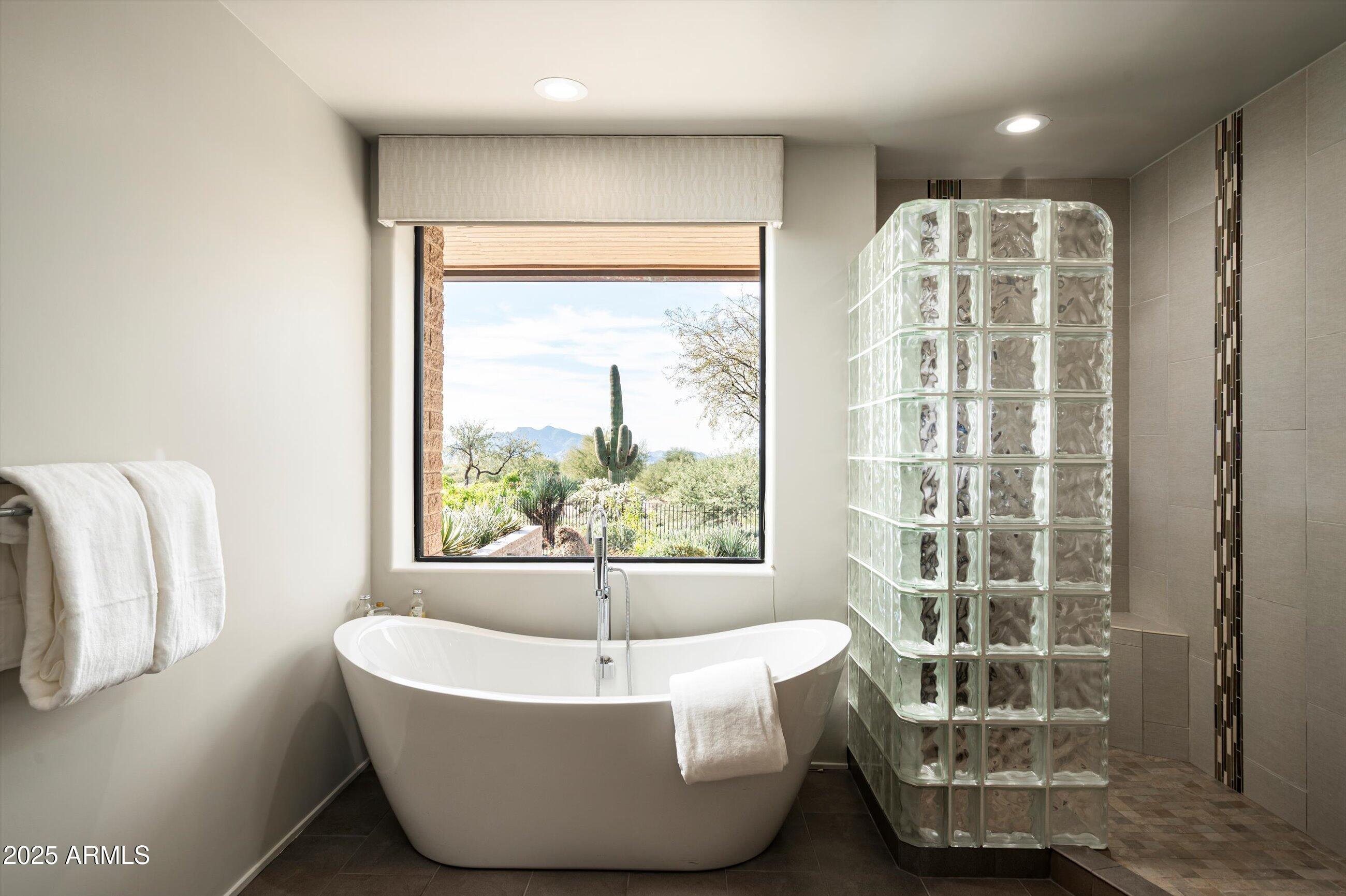 DESERT MOUNTAIN PHASE 1 UNIT 2 LOT 257A MLD - Residential