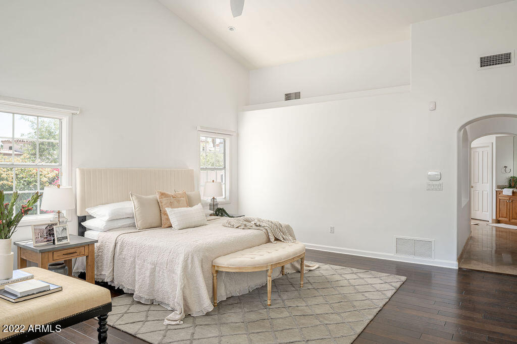 CHENEY MANOR LOT 1-8 - Residential