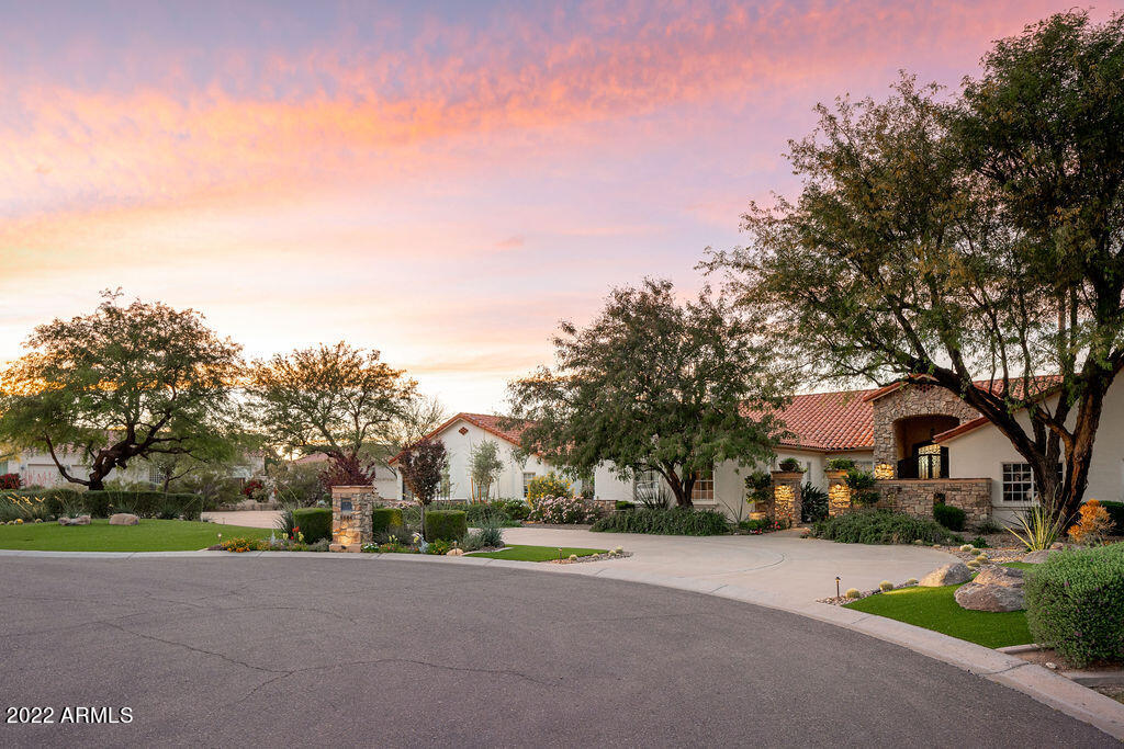 CHENEY MANOR LOT 1-8 - Residential