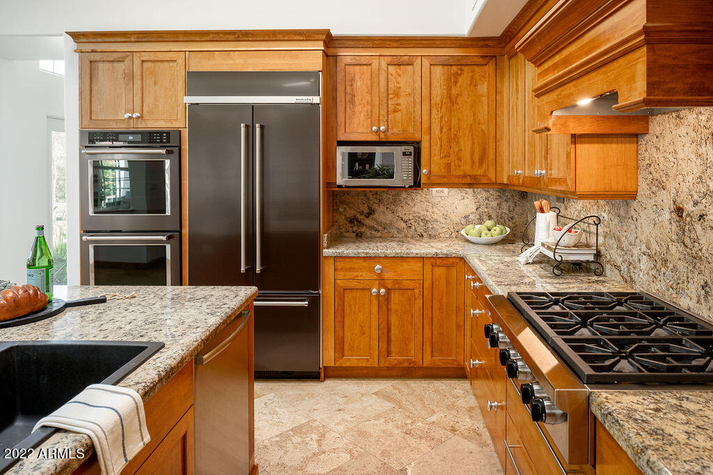 CHENEY MANOR LOT 1-8 - Residential