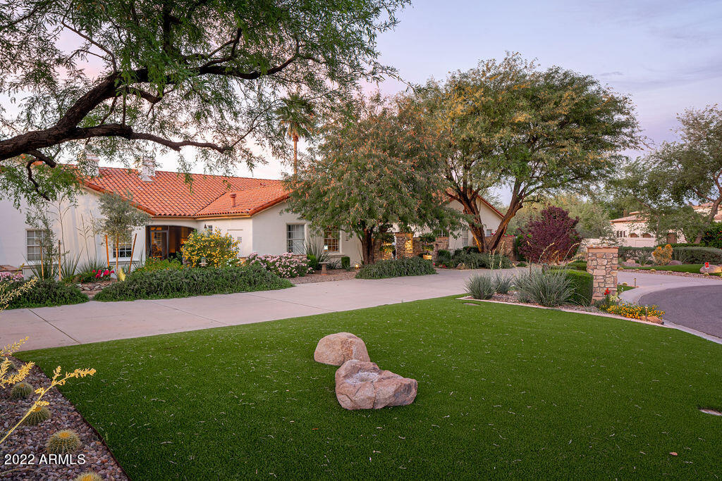 CHENEY MANOR LOT 1-8 - Residential