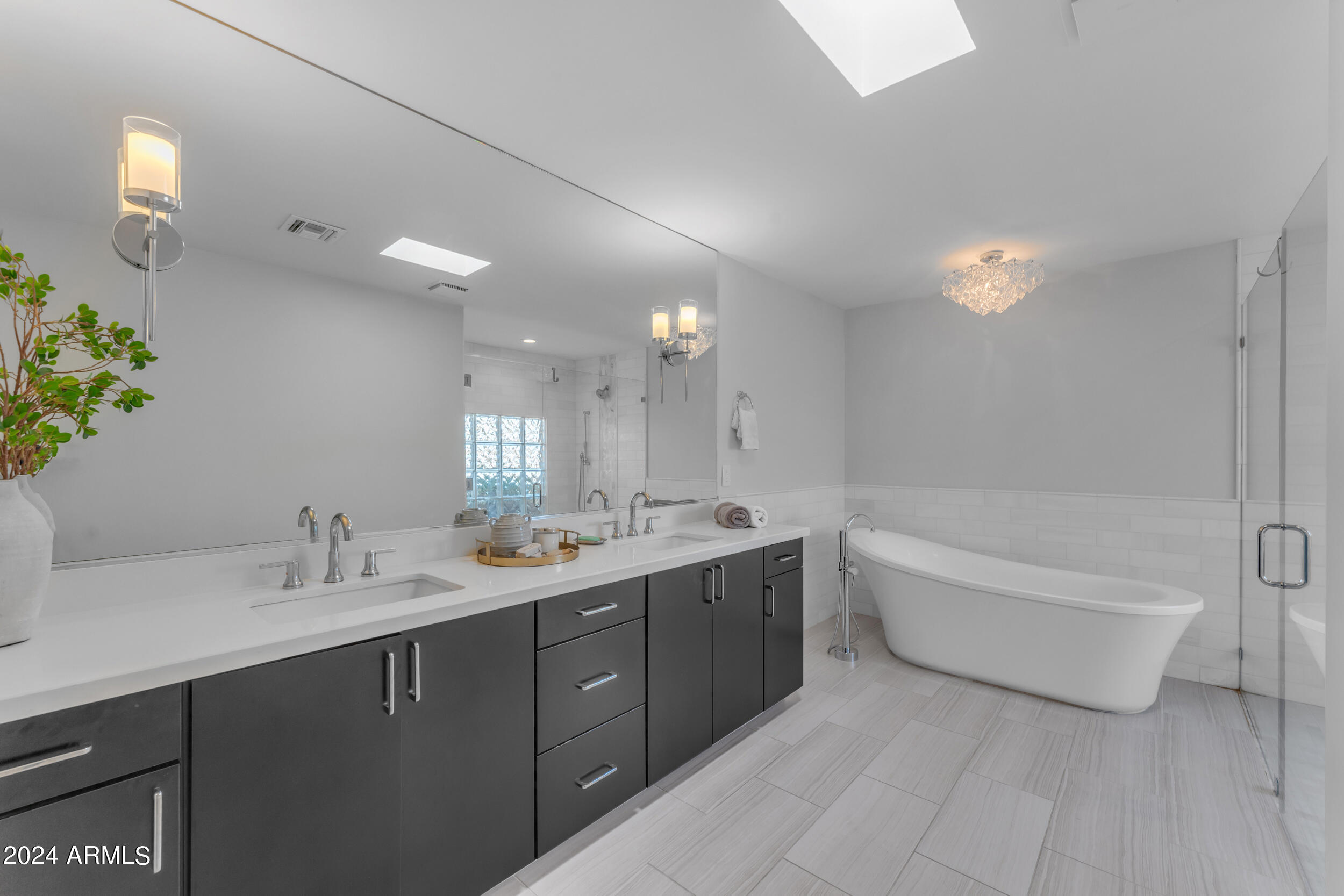 TATUM GARDEN ESTATES 3 - Residential