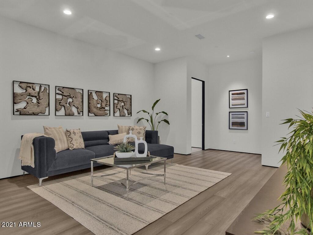 DESERT MOUNTAIN - Residential