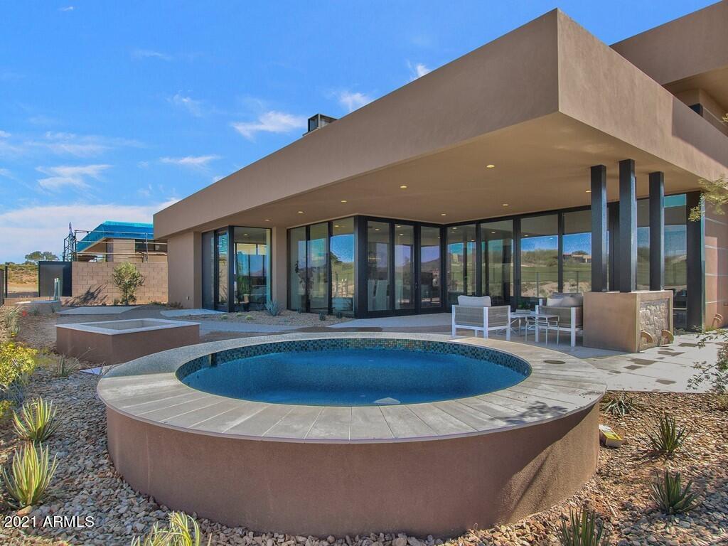 DESERT MOUNTAIN - Residential