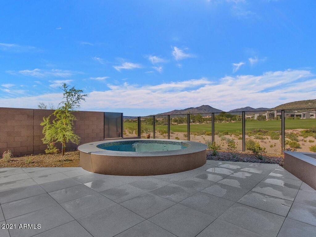 DESERT MOUNTAIN - Residential