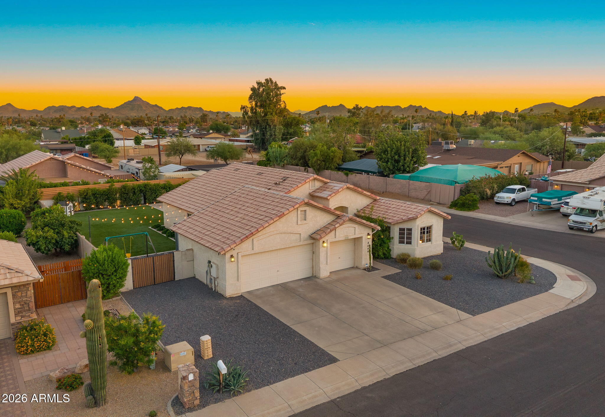 BRENTWOOD - Residential