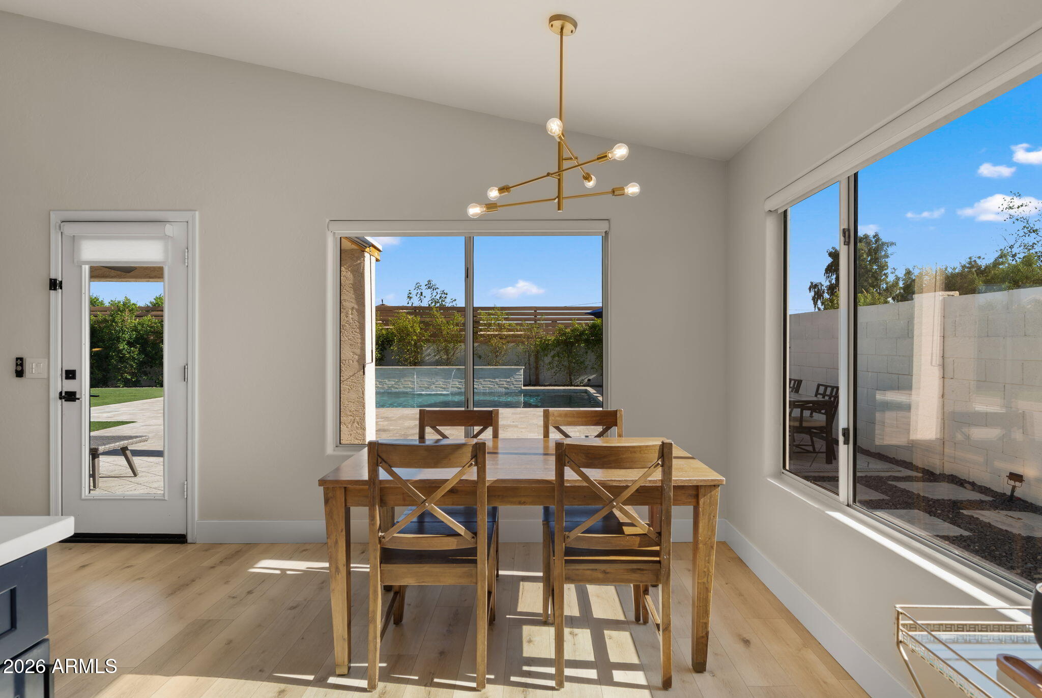 BRENTWOOD - Residential