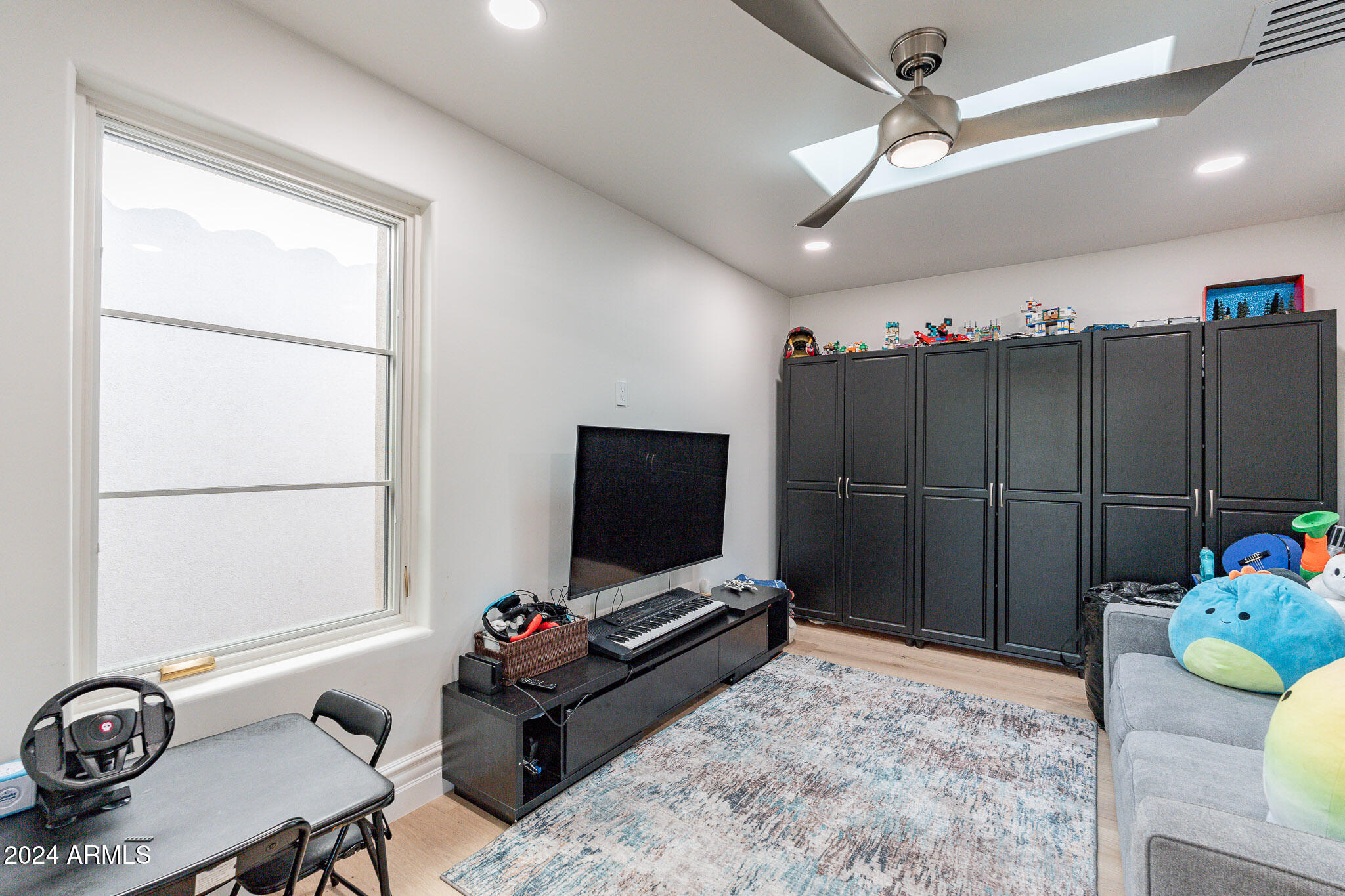 EQUESTRIAN MANOR UNIT 2 AMD - Residential
