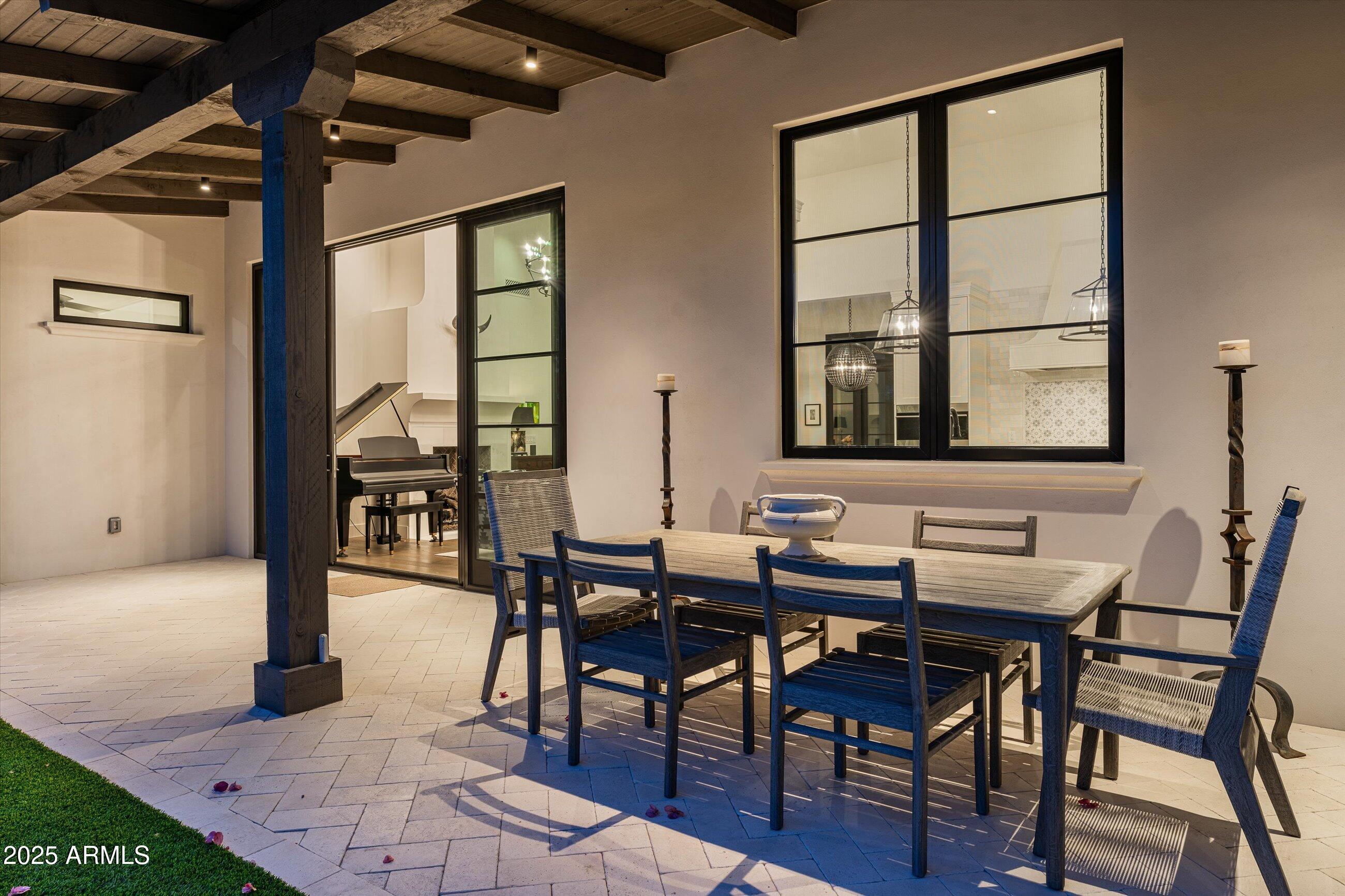 PALO VIENTO 2 - Residential