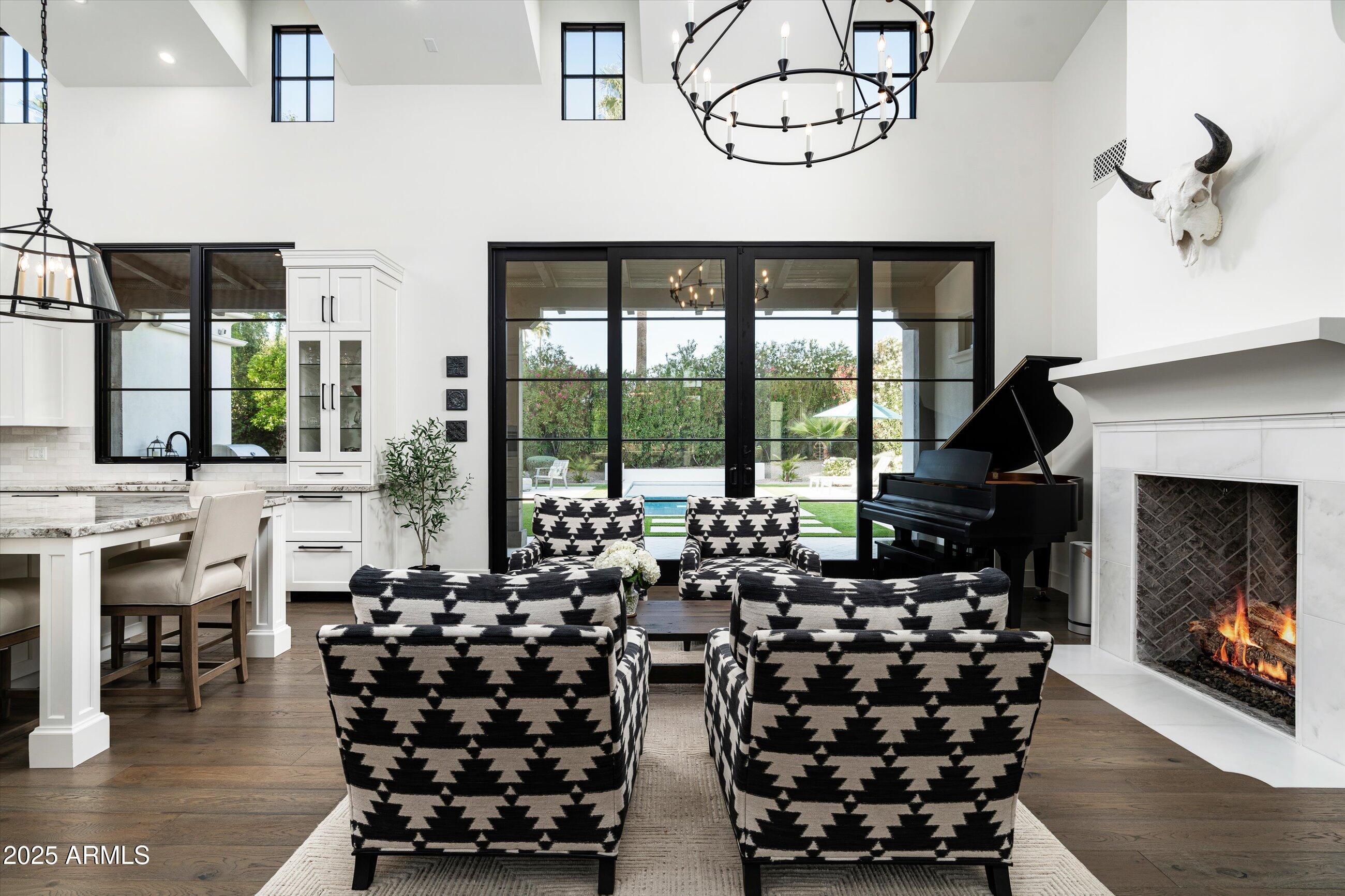 PALO VIENTO 2 - Residential