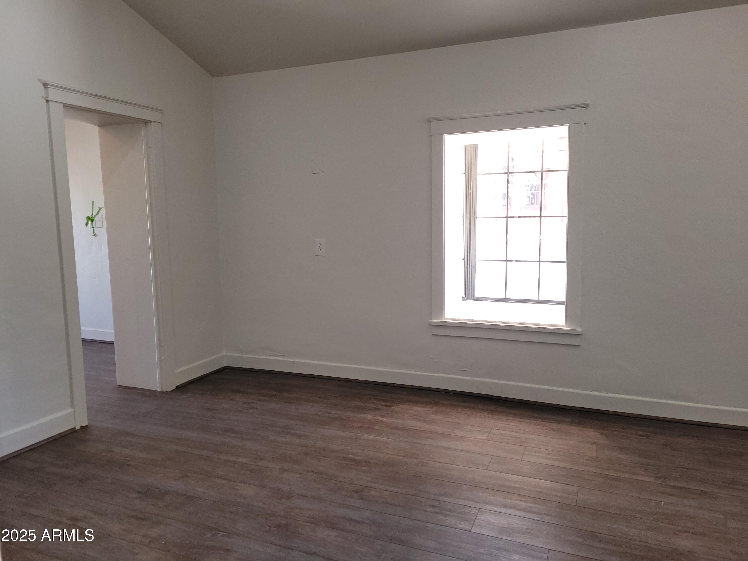 WICKENBURG - Commercial Sale