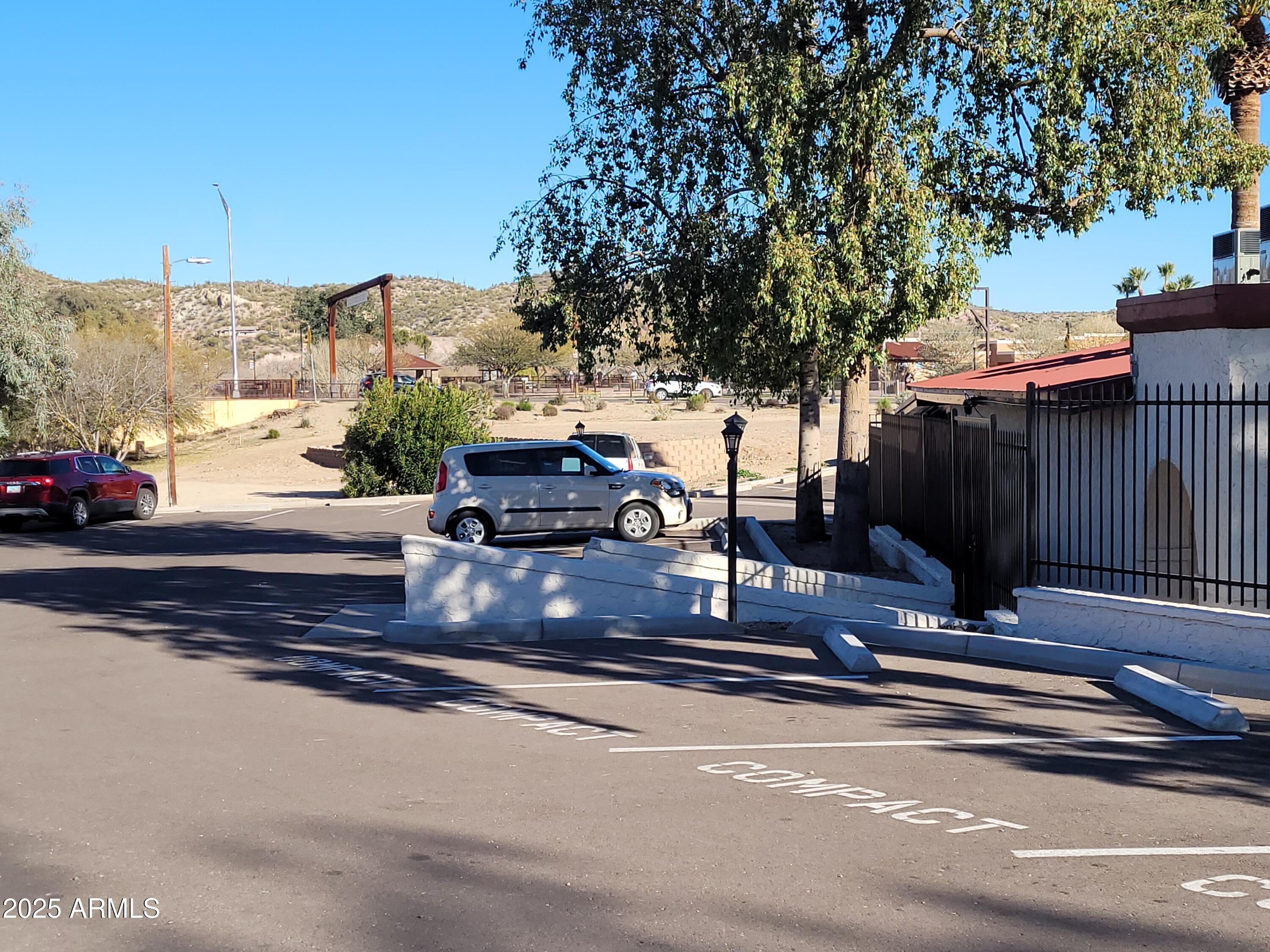WICKENBURG - Commercial Sale