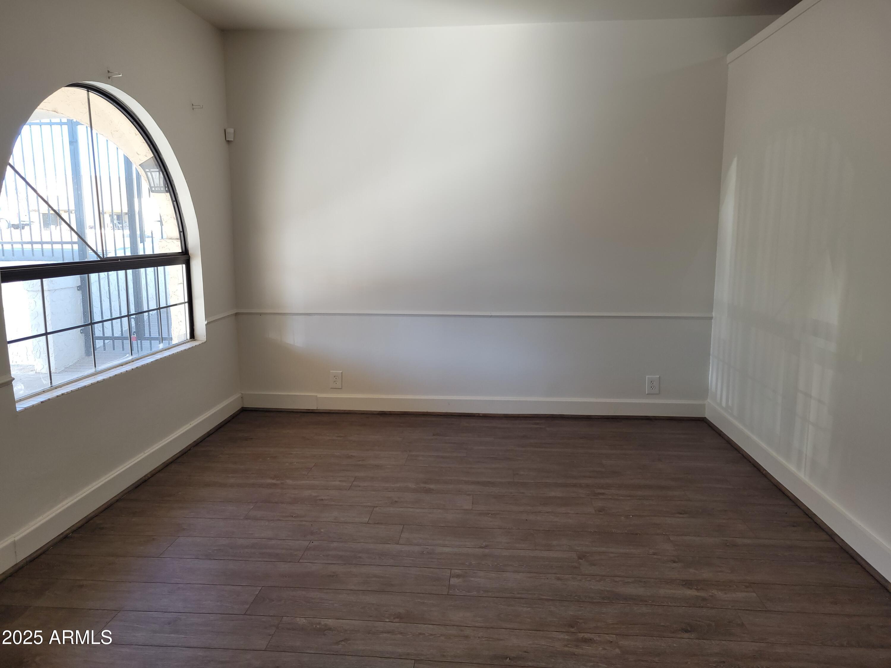 WICKENBURG - Commercial Sale
