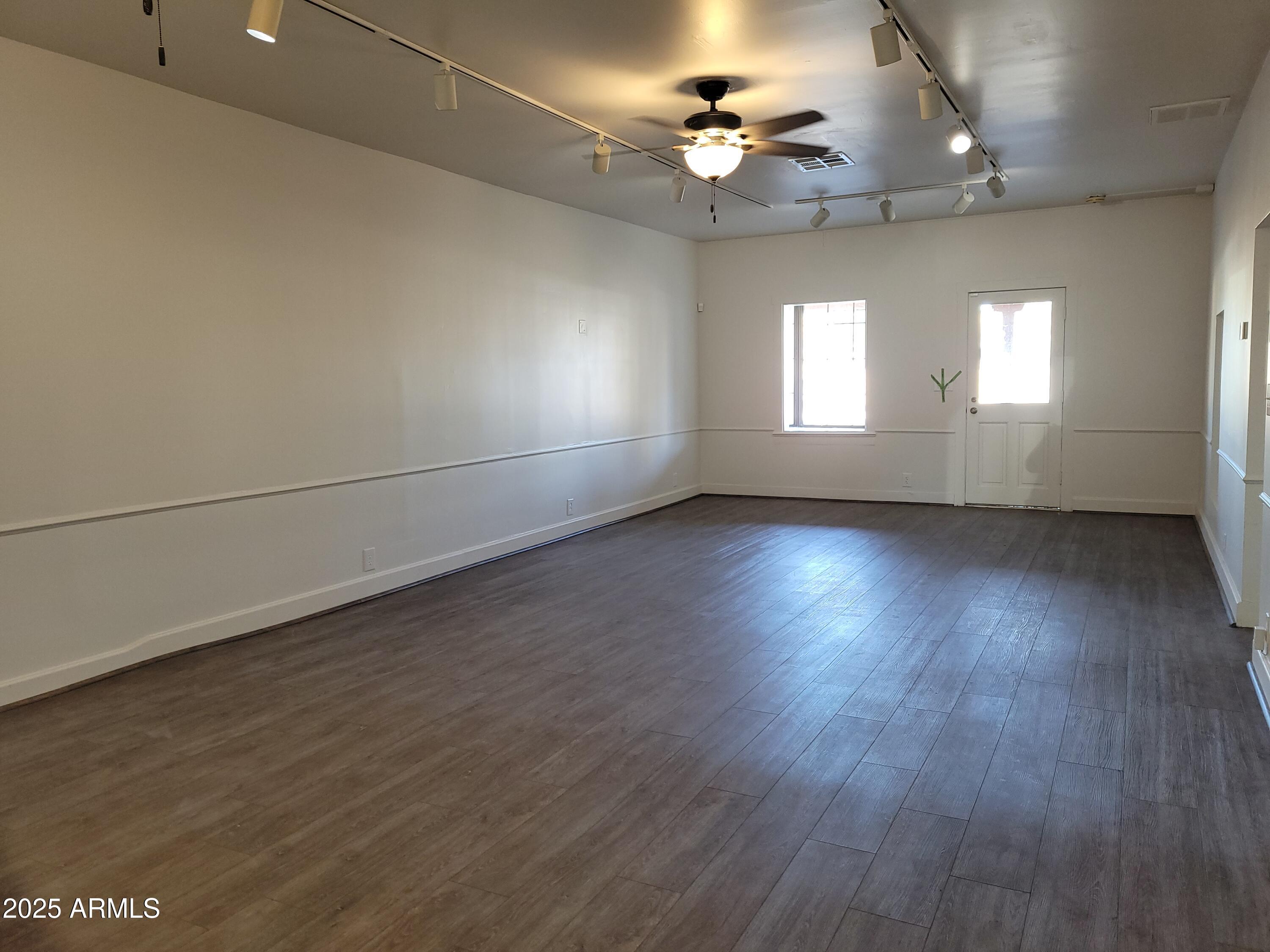 WICKENBURG - Commercial Sale