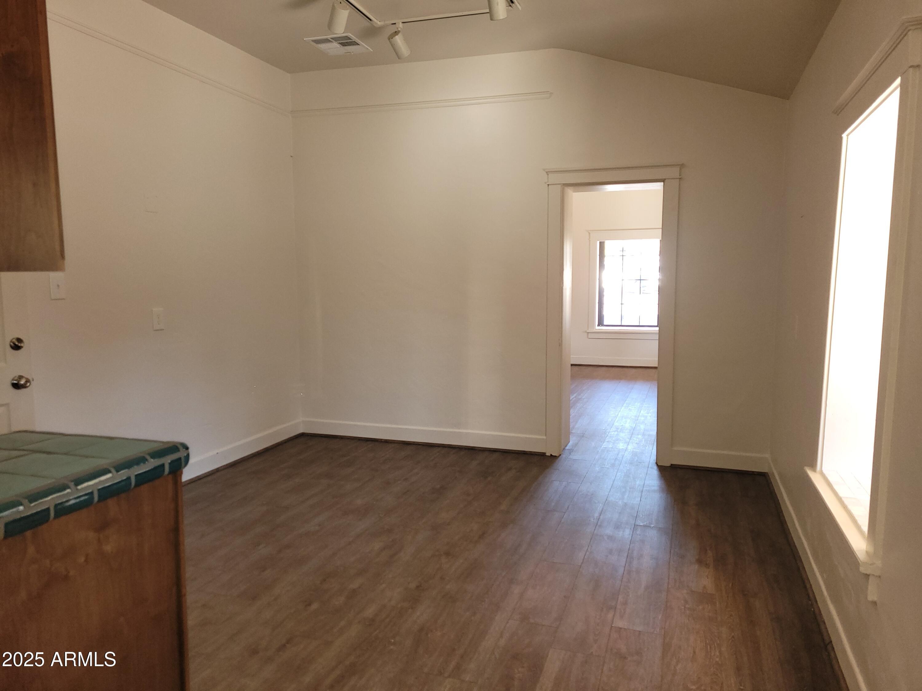 WICKENBURG - Commercial Sale
