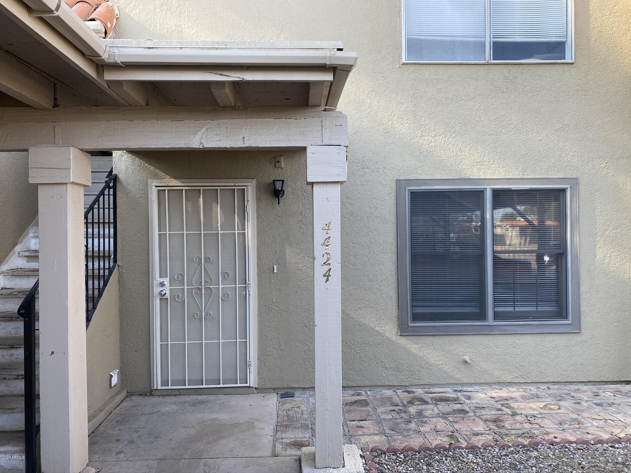 THIS 2 BEDROOM 1 BATH CONDO IS A MUST SEE!! THIS IS A GREAT INVESTMENT PROPERTY.
NEW HOT WATER HEATER INSTALLED 6 MONTHS AGO, NEW DRIVEWAY WITHIN THE LAST 4 WEEKS AND SO MUCH MORE! HOA COVERS ALL ROOF, EXTERIOR WALLS, LANDSCAPING, GARBAGE SERVICES AND POOL MAINTENANCE!!
CALL TODAY FOR YOUR PRIVATE SHOWING