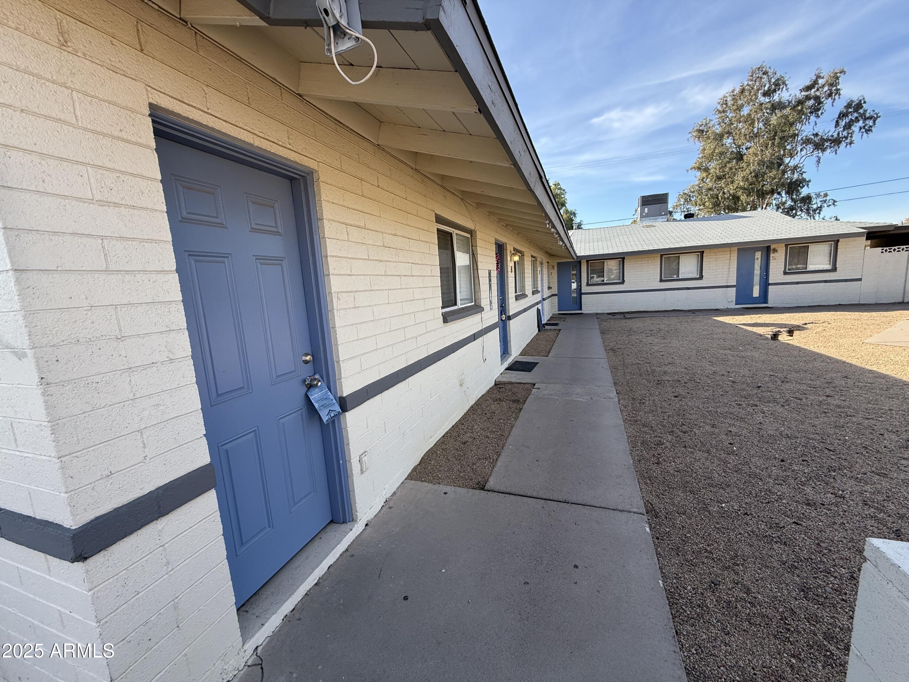 IMPERIAL MANOR - Residential Income