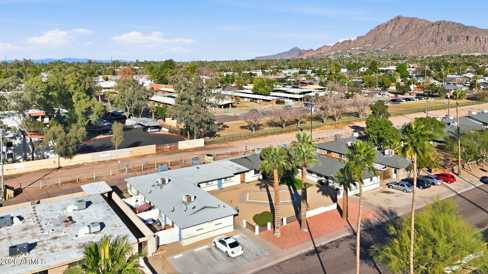 IMPERIAL MANOR - Residential Income