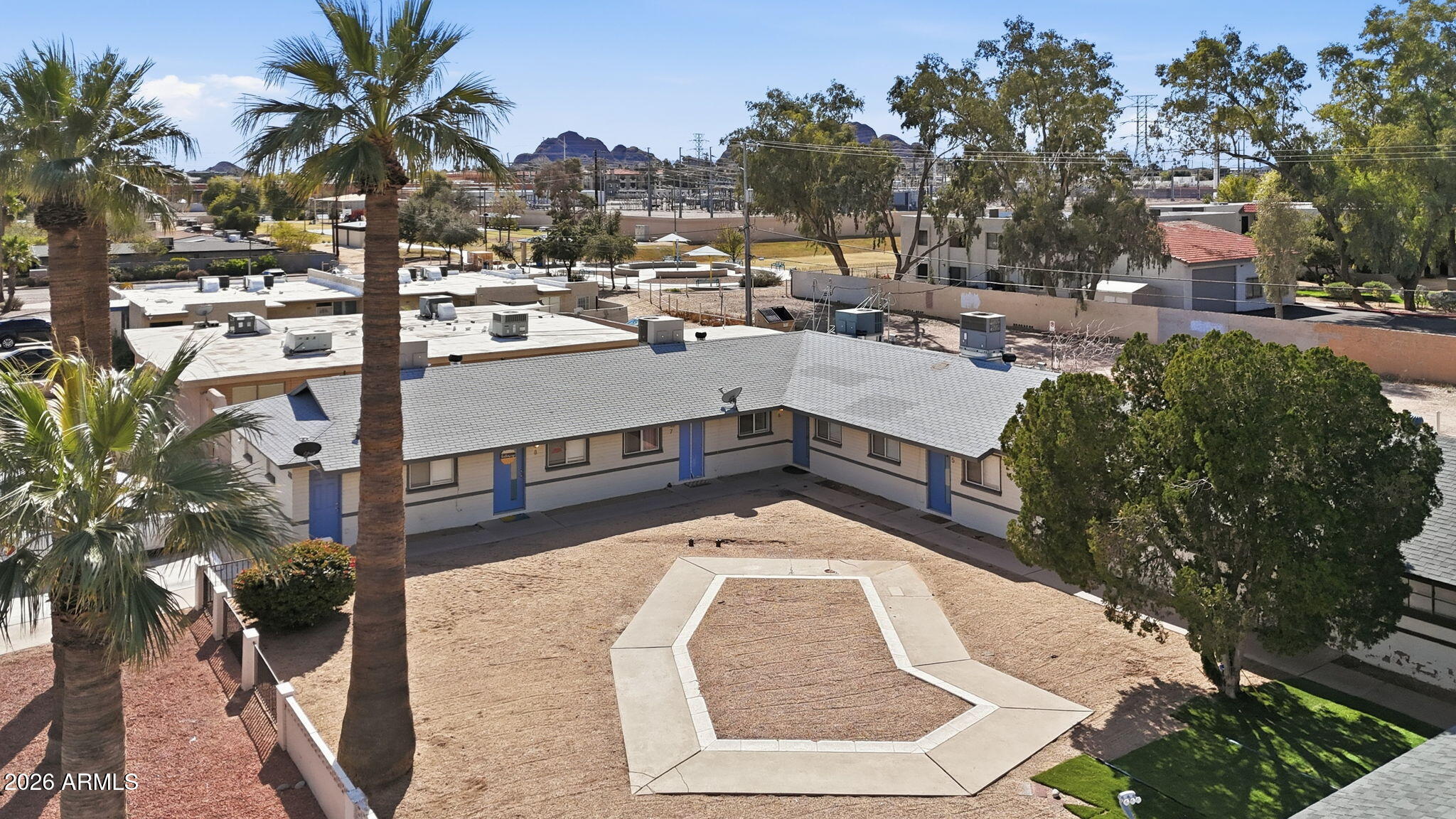 IMPERIAL MANOR - Residential Income