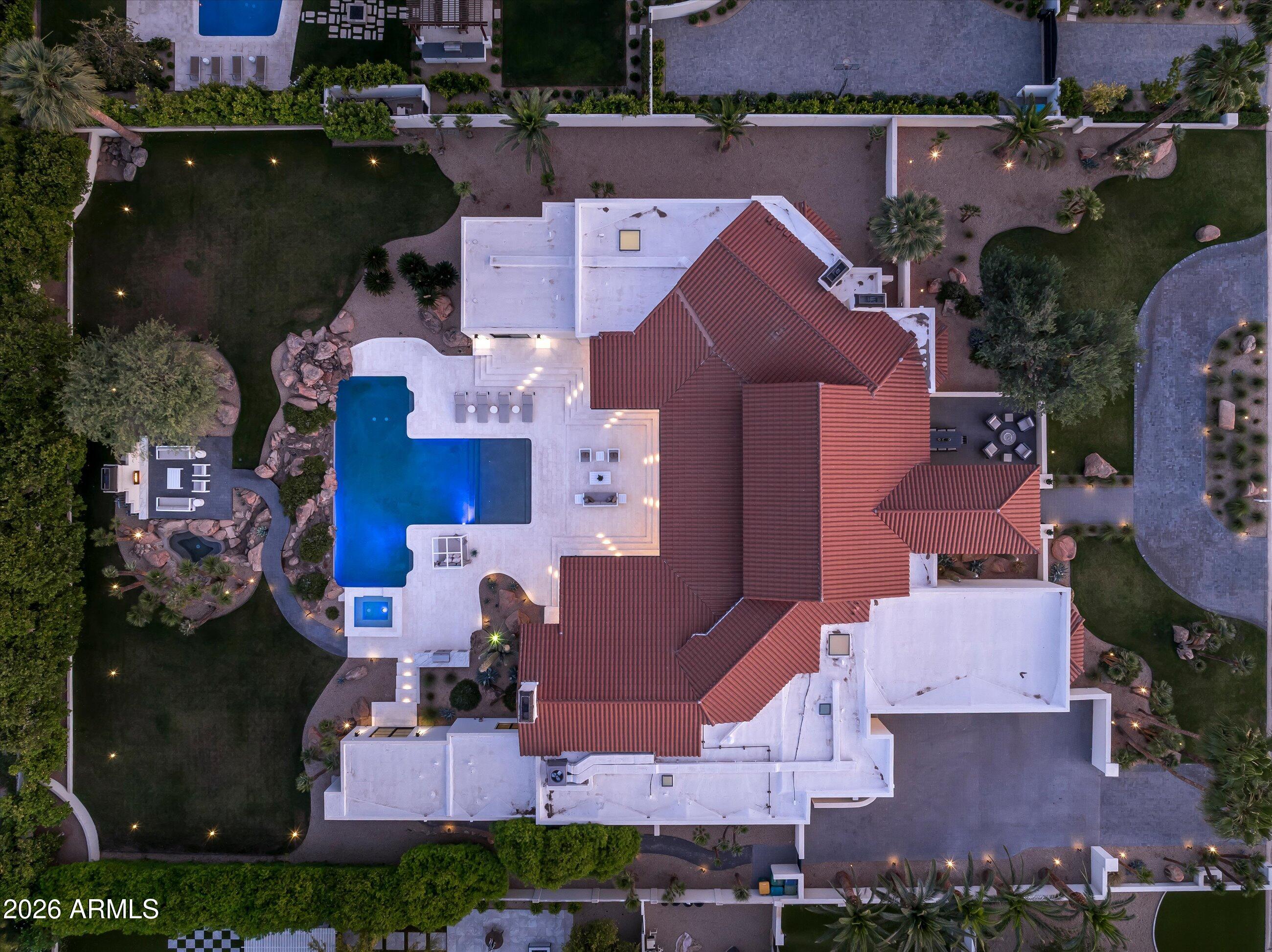 CAMELBACK COUNTRY ESTATES - Residential