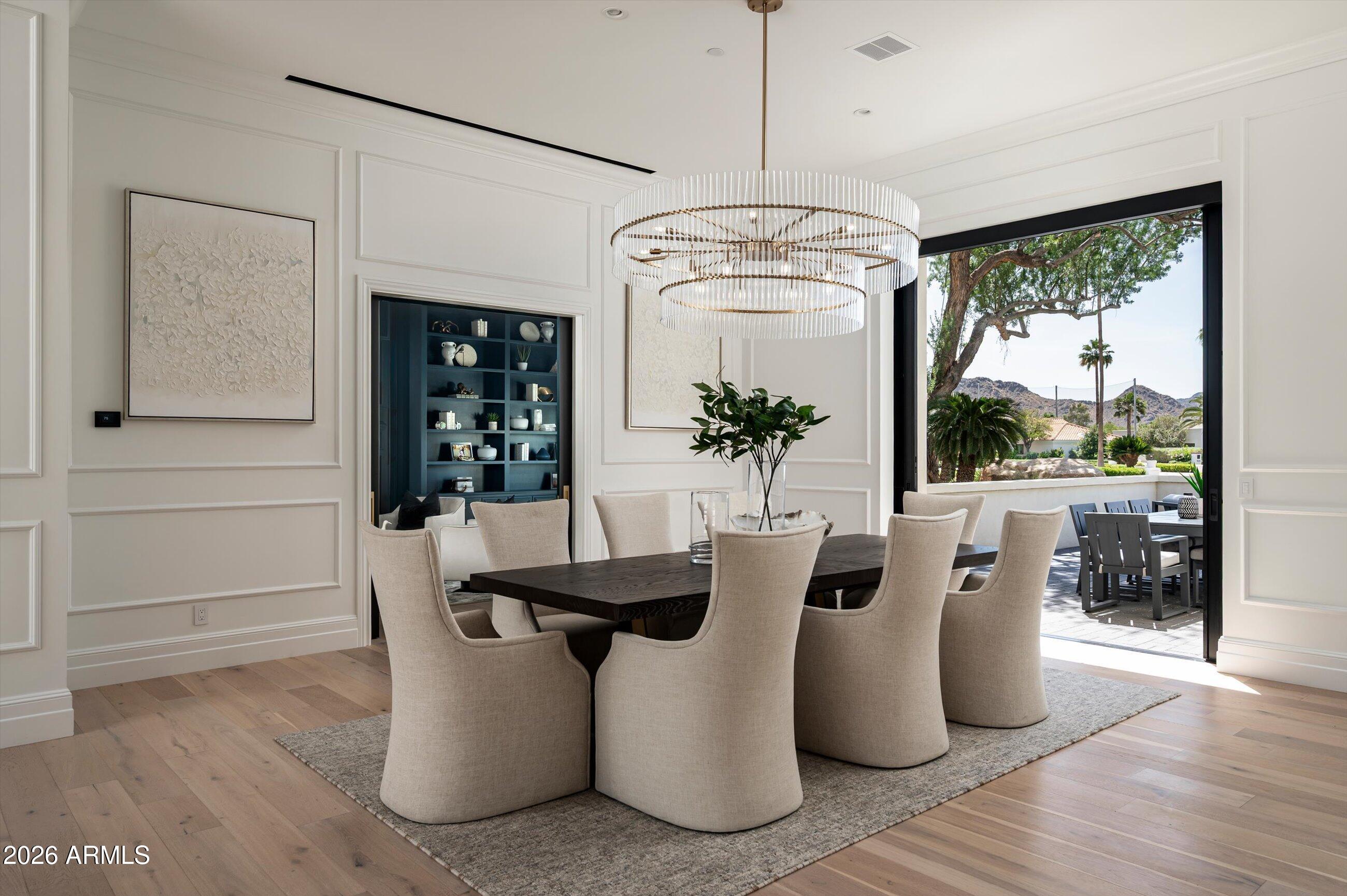 CAMELBACK COUNTRY ESTATES - Residential
