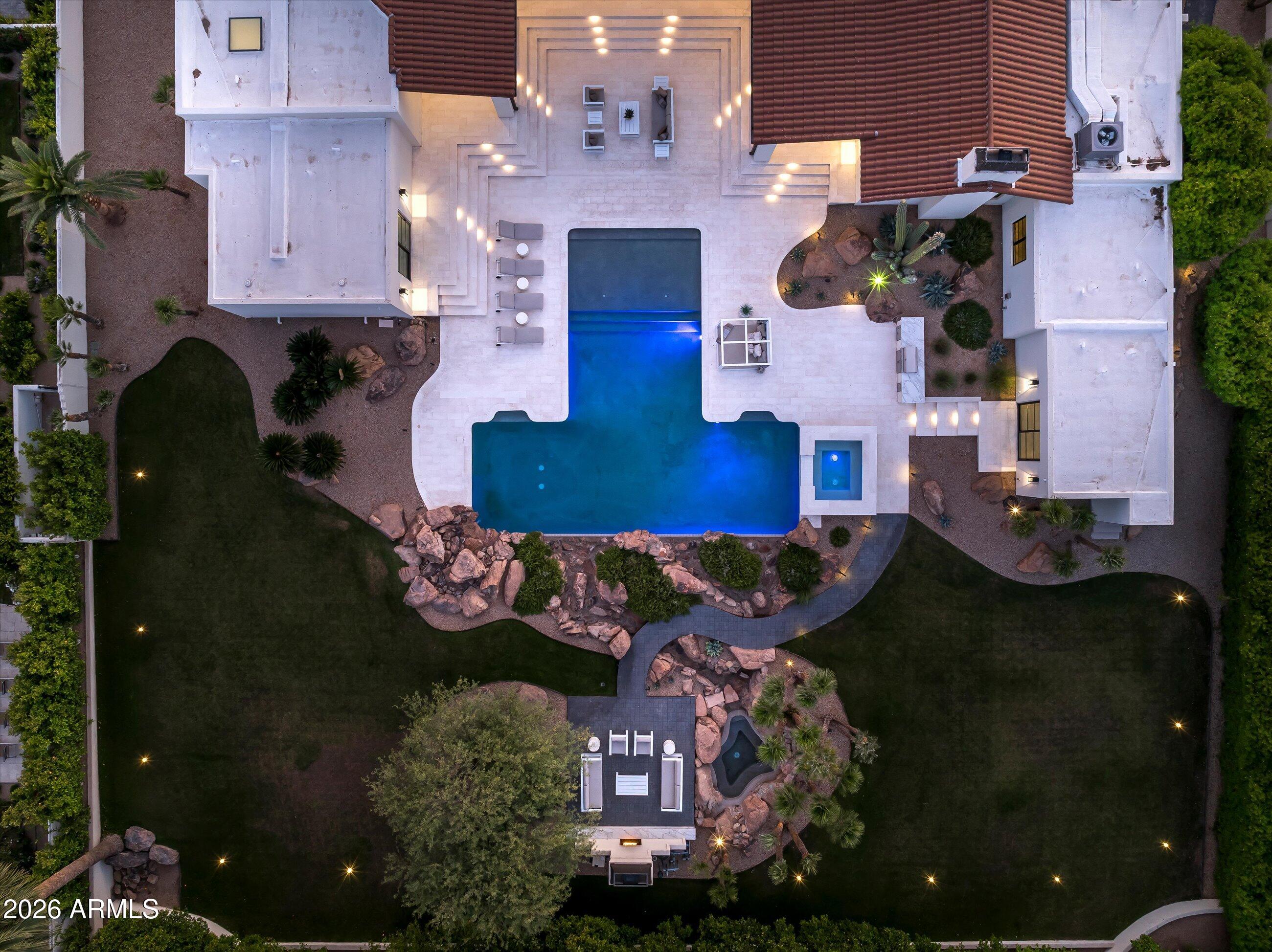 CAMELBACK COUNTRY ESTATES - Residential