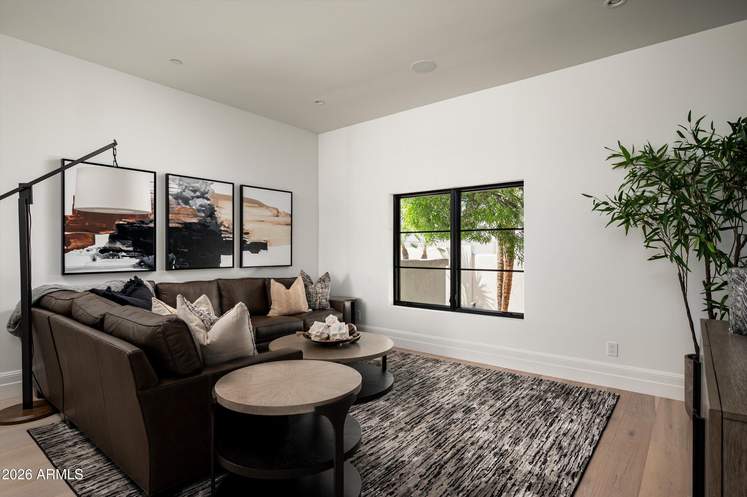CAMELBACK COUNTRY ESTATES - Residential