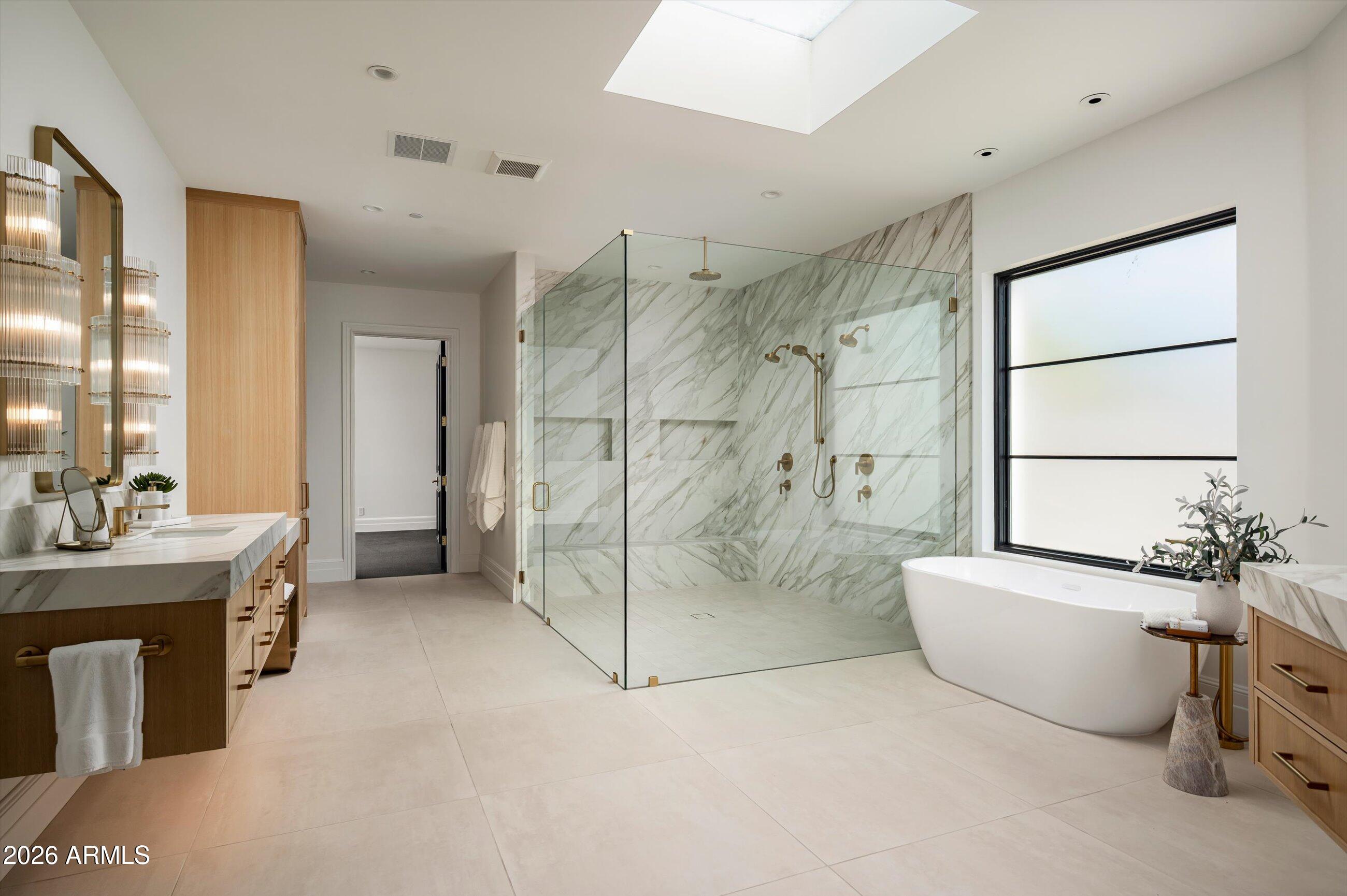 CAMELBACK COUNTRY ESTATES - Residential