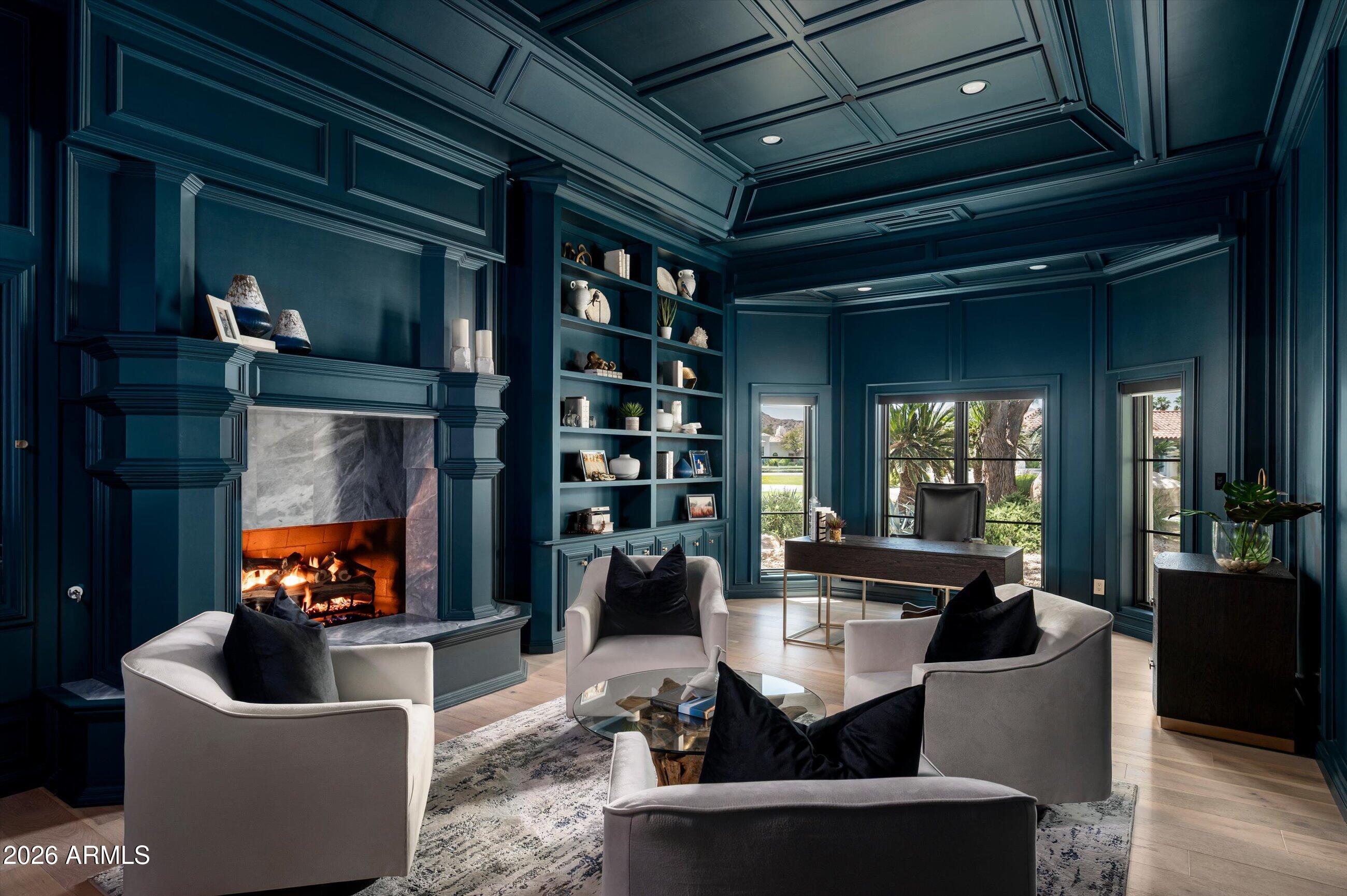 CAMELBACK COUNTRY ESTATES - Residential