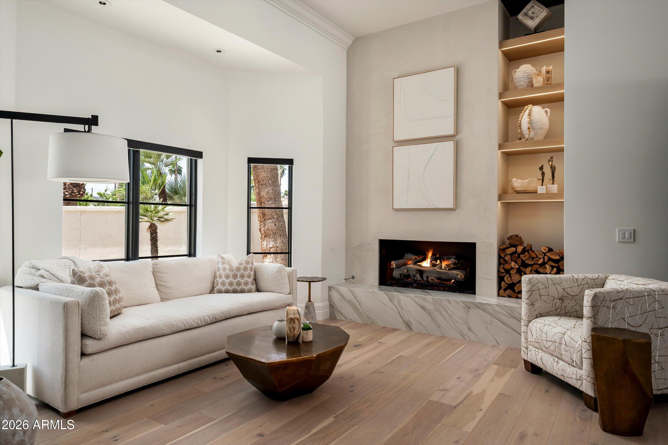 CAMELBACK COUNTRY ESTATES - Residential