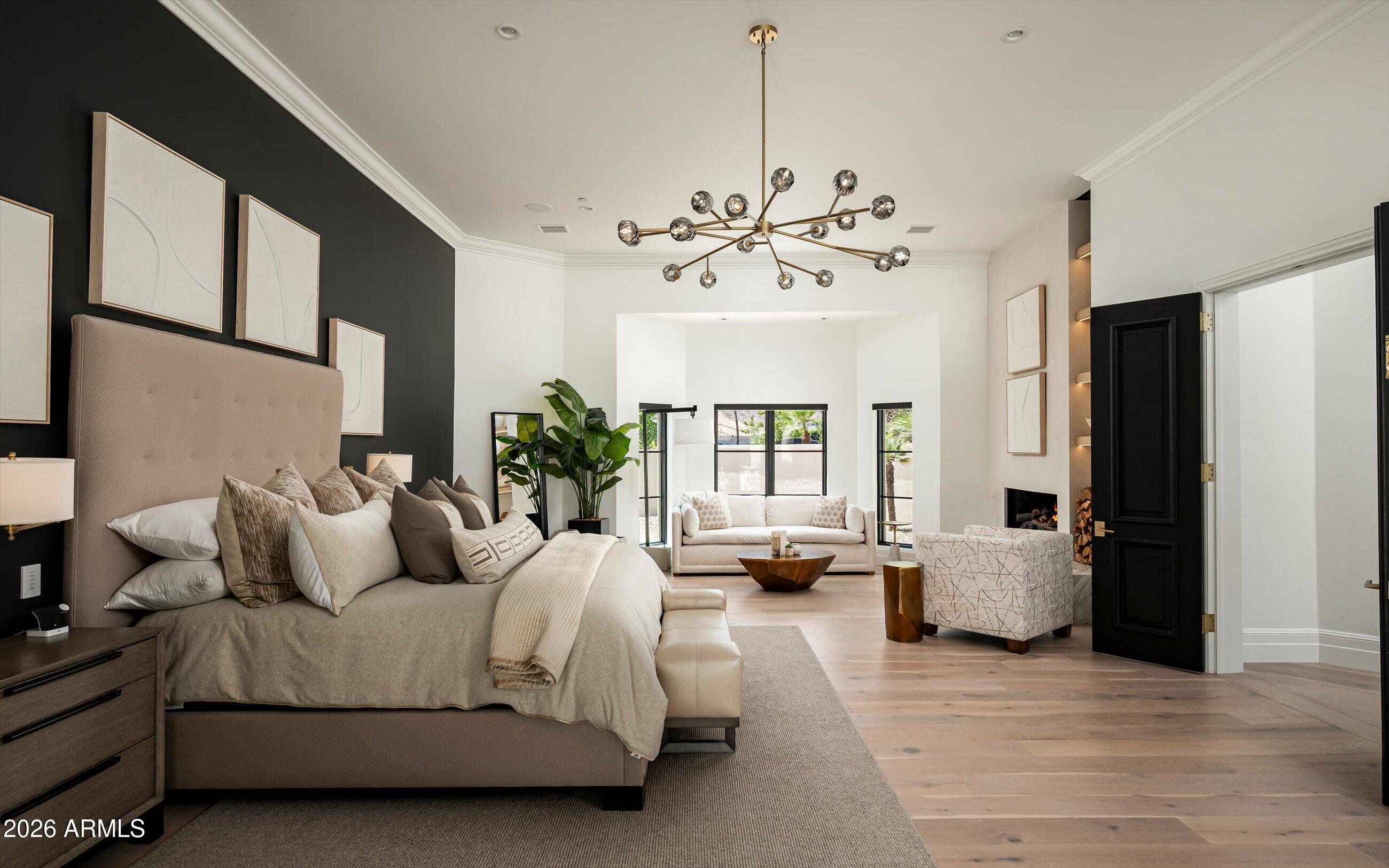 CAMELBACK COUNTRY ESTATES - Residential