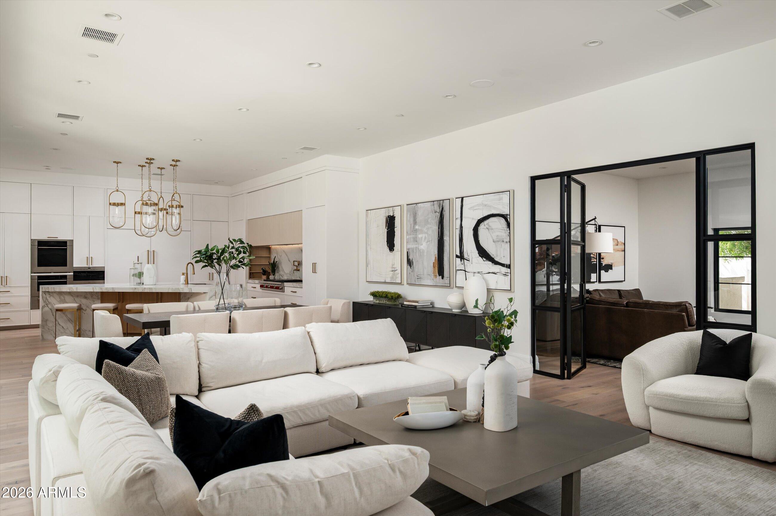 CAMELBACK COUNTRY ESTATES - Residential