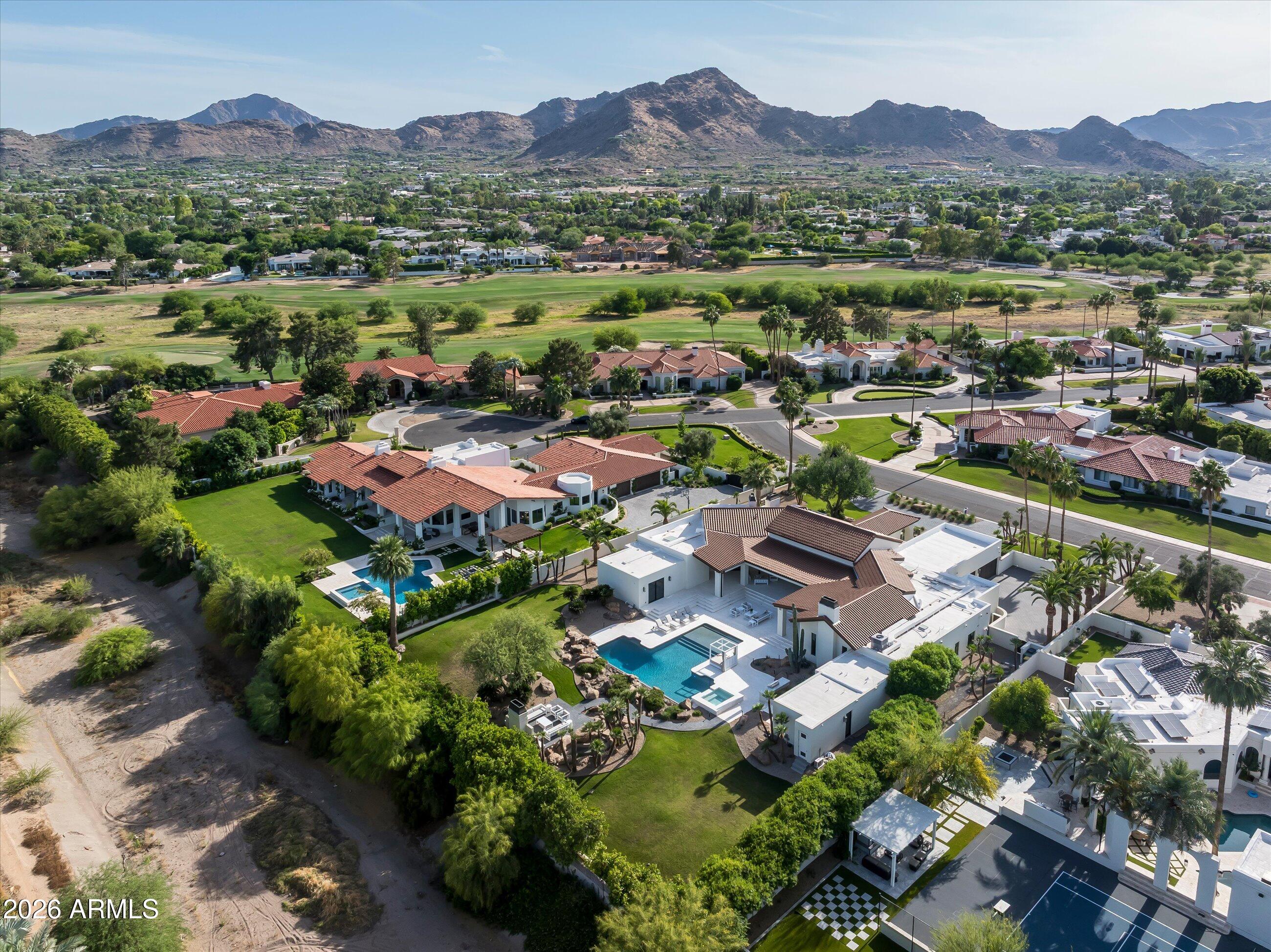 CAMELBACK COUNTRY ESTATES - Residential