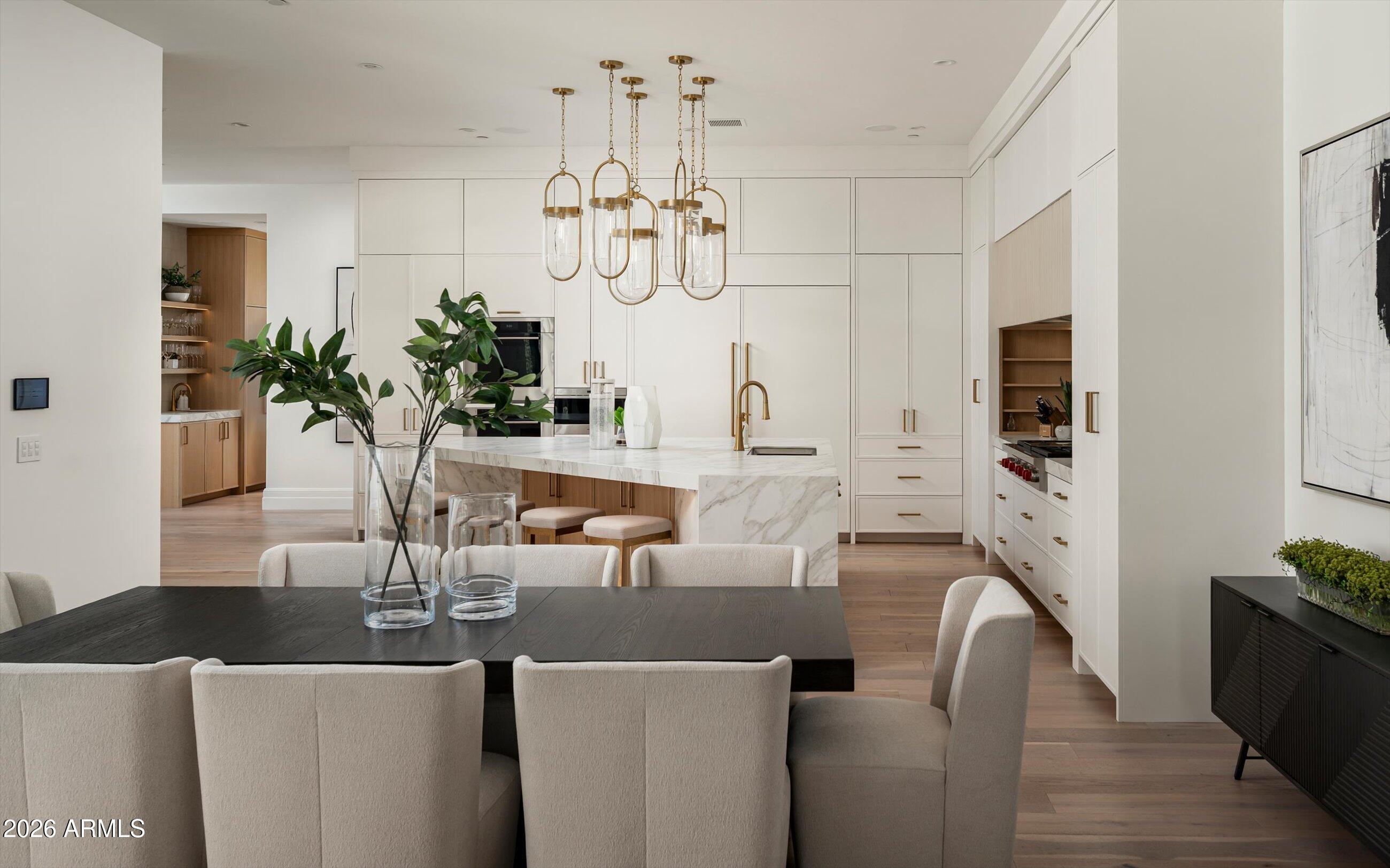 CAMELBACK COUNTRY ESTATES - Residential