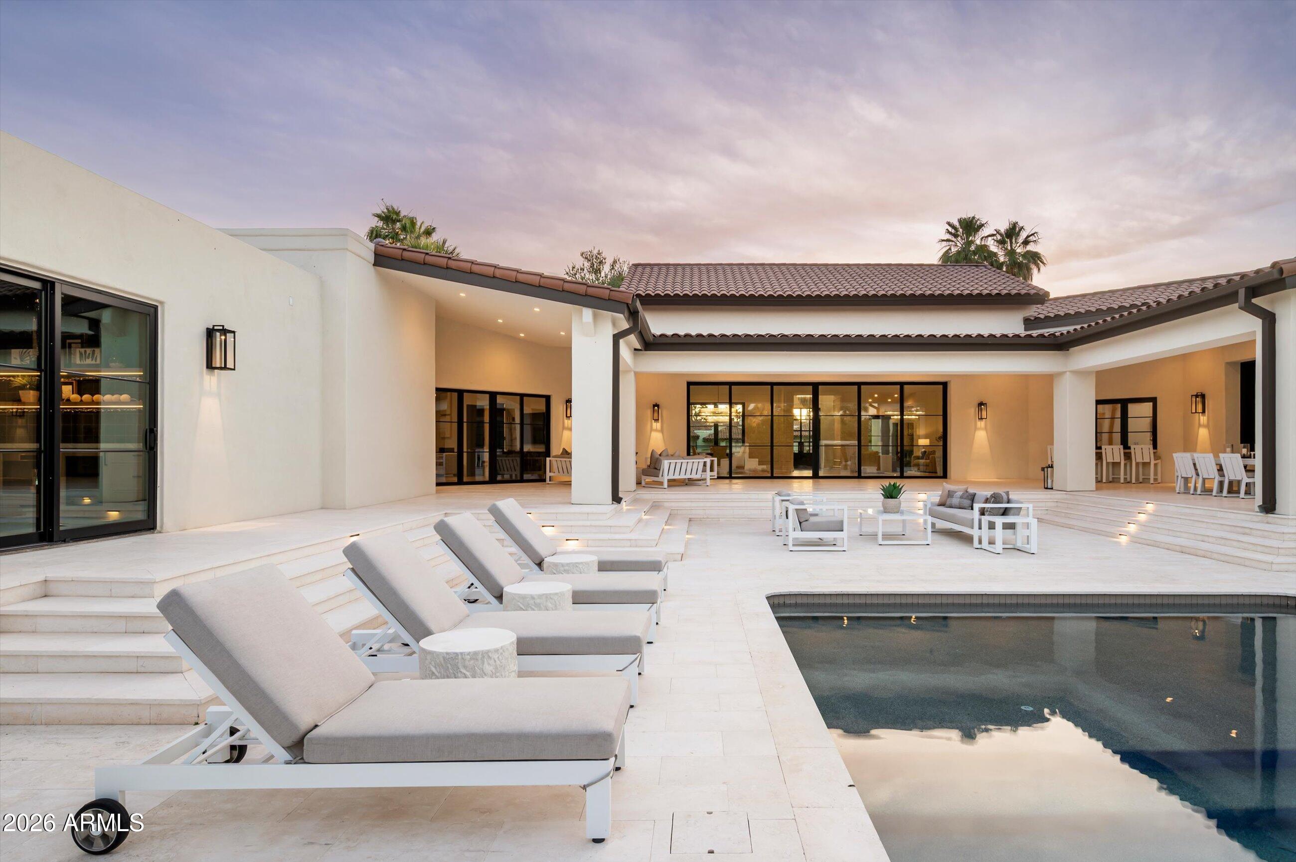 CAMELBACK COUNTRY ESTATES - Residential