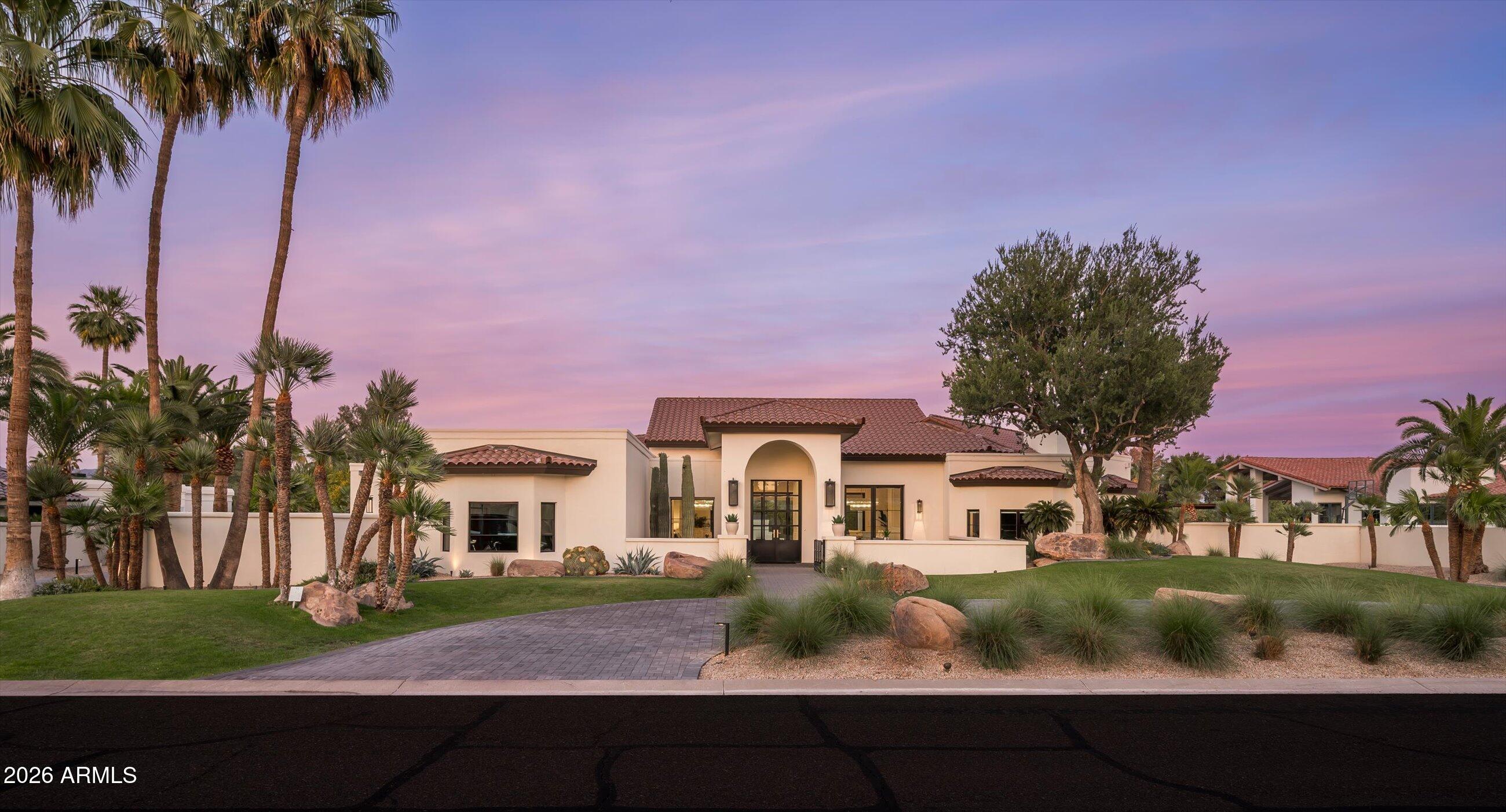 CAMELBACK COUNTRY ESTATES - Residential