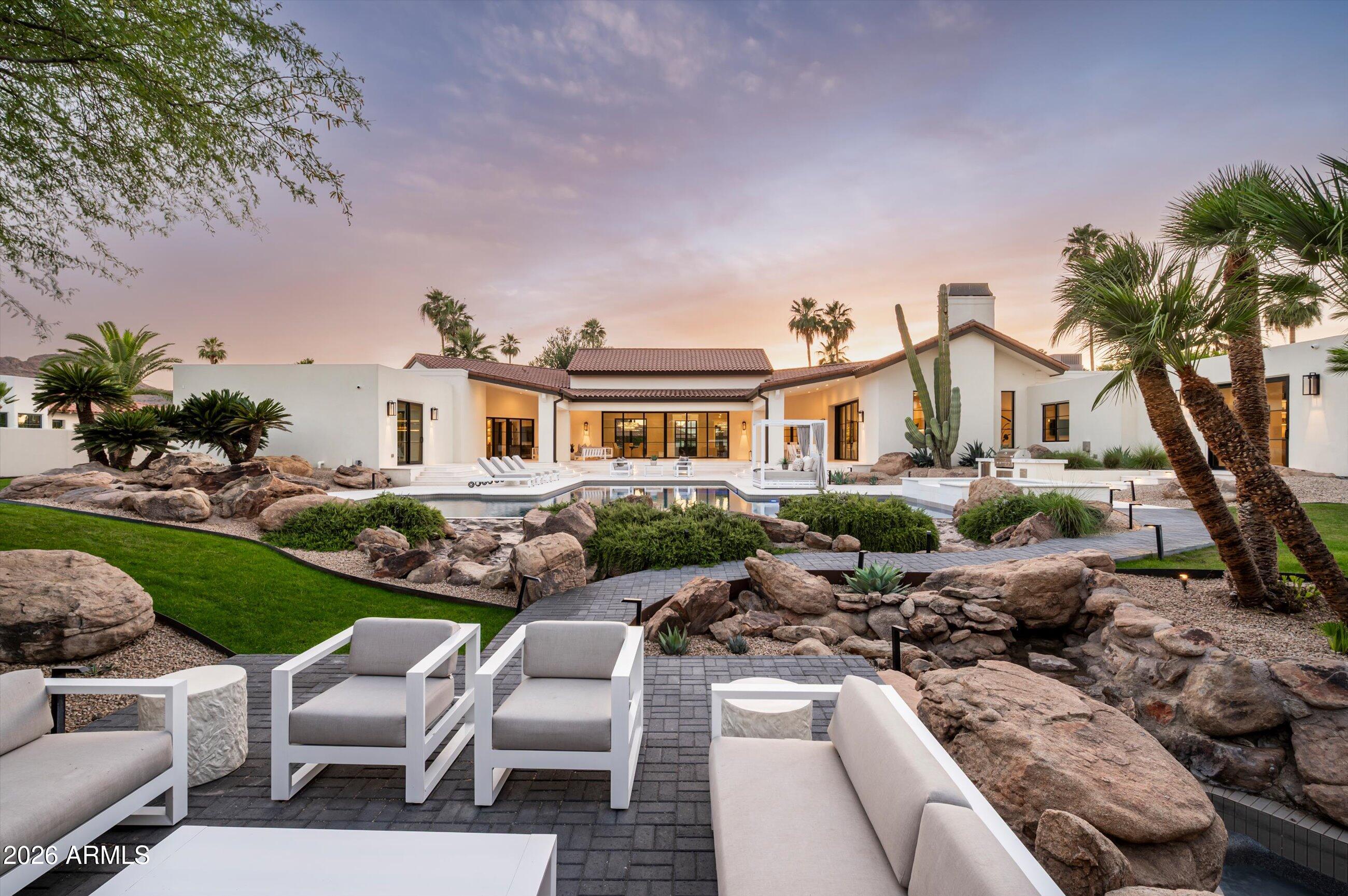 CAMELBACK COUNTRY ESTATES - Residential
