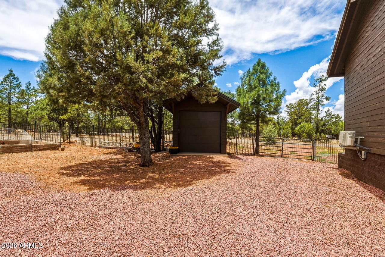 TAMARRON PINES PHASE 4 - Residential