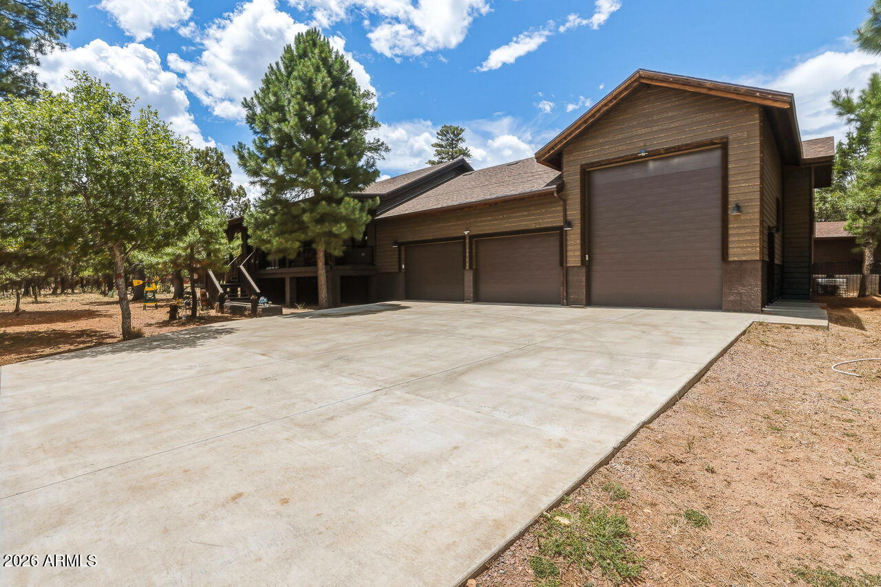 TAMARRON PINES PHASE 4 - Residential