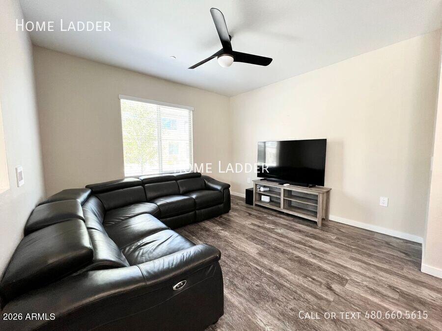 MOSAIC AT LAYTON LAKES - Residential