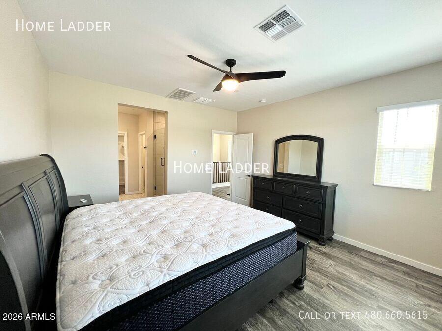 MOSAIC AT LAYTON LAKES - Residential