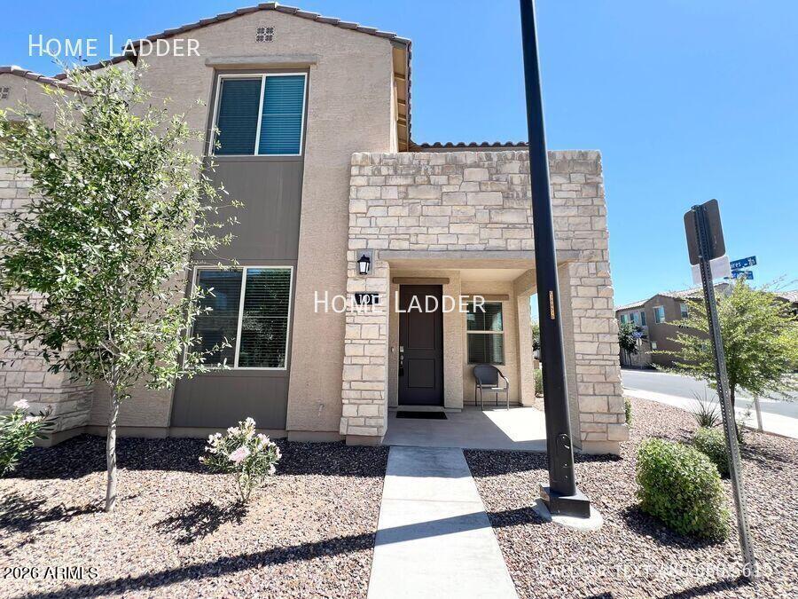 MOSAIC AT LAYTON LAKES - Residential